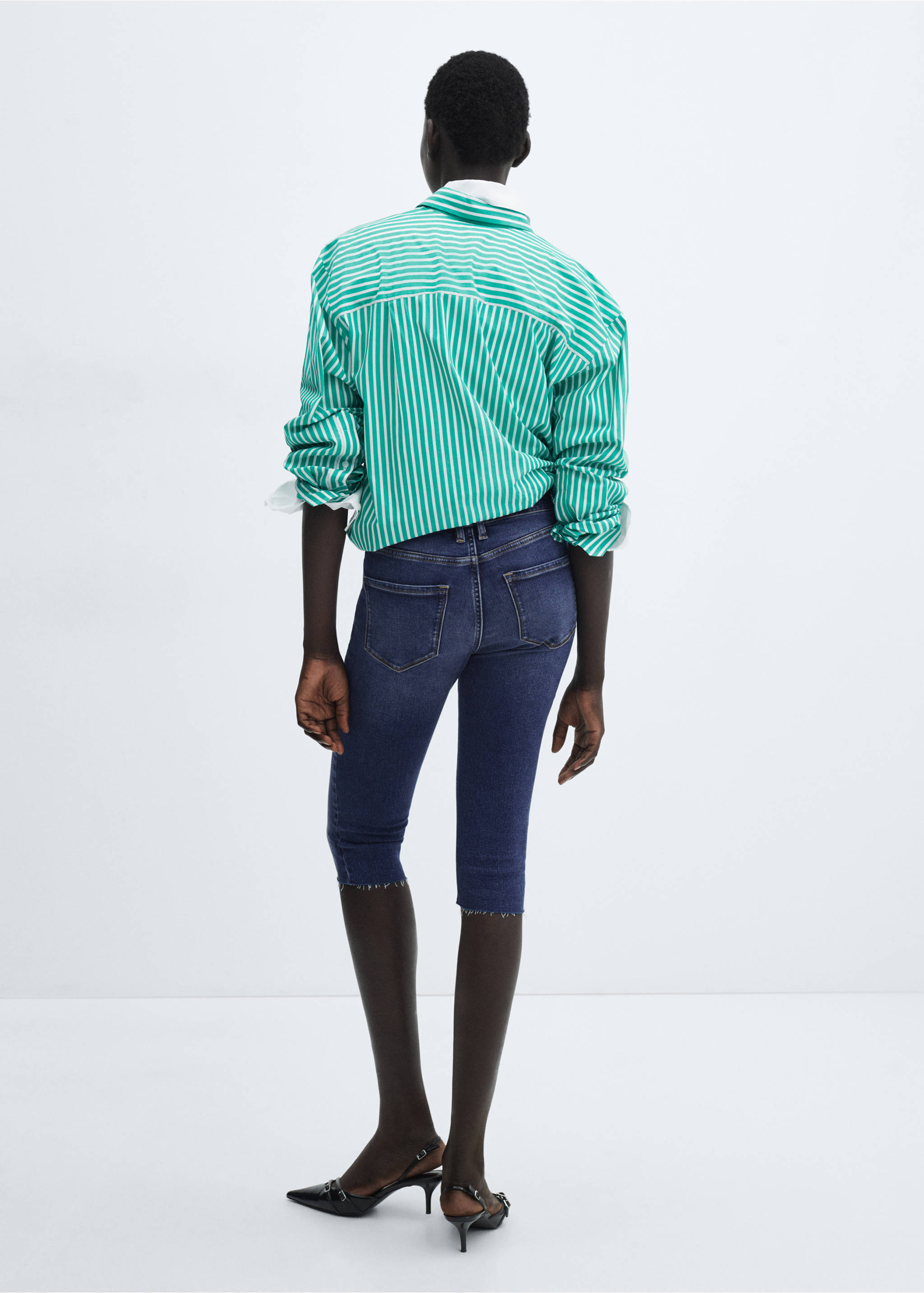 Capri slim-fit jeans - Reverse of the article, Dark Blue. Ref: 67055745-00.