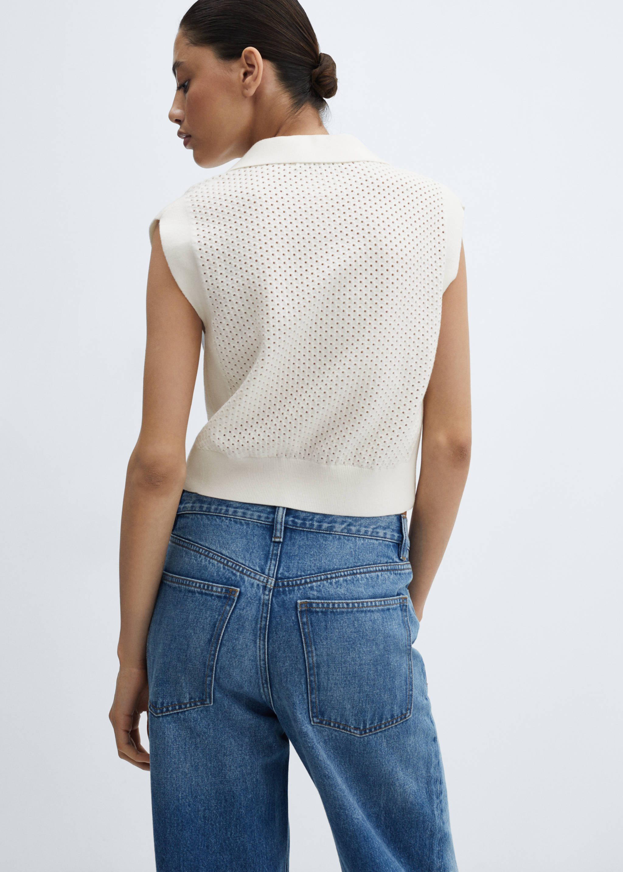 Polo-neck top with lace design - Reverse of the article