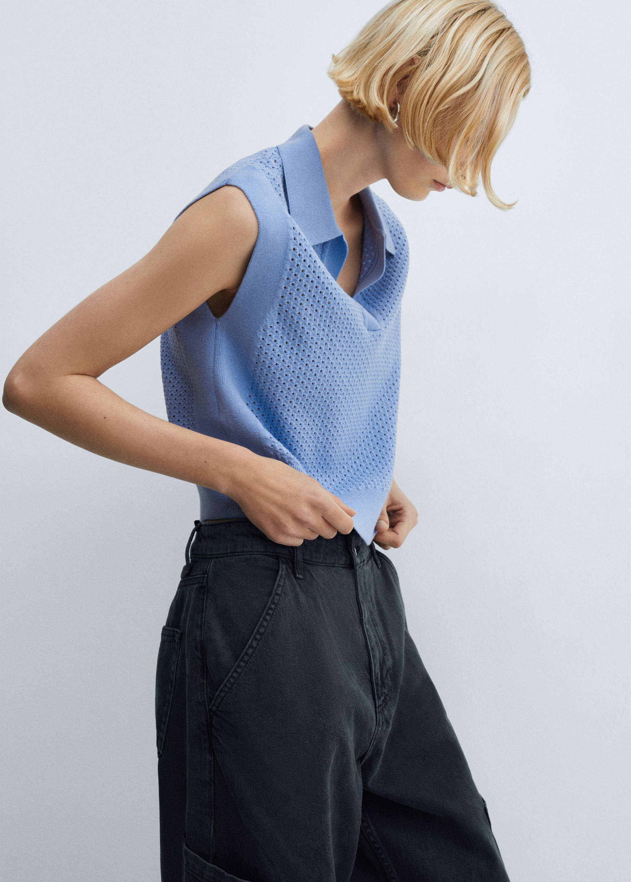 Polo-neck top with lace design - Medium plane