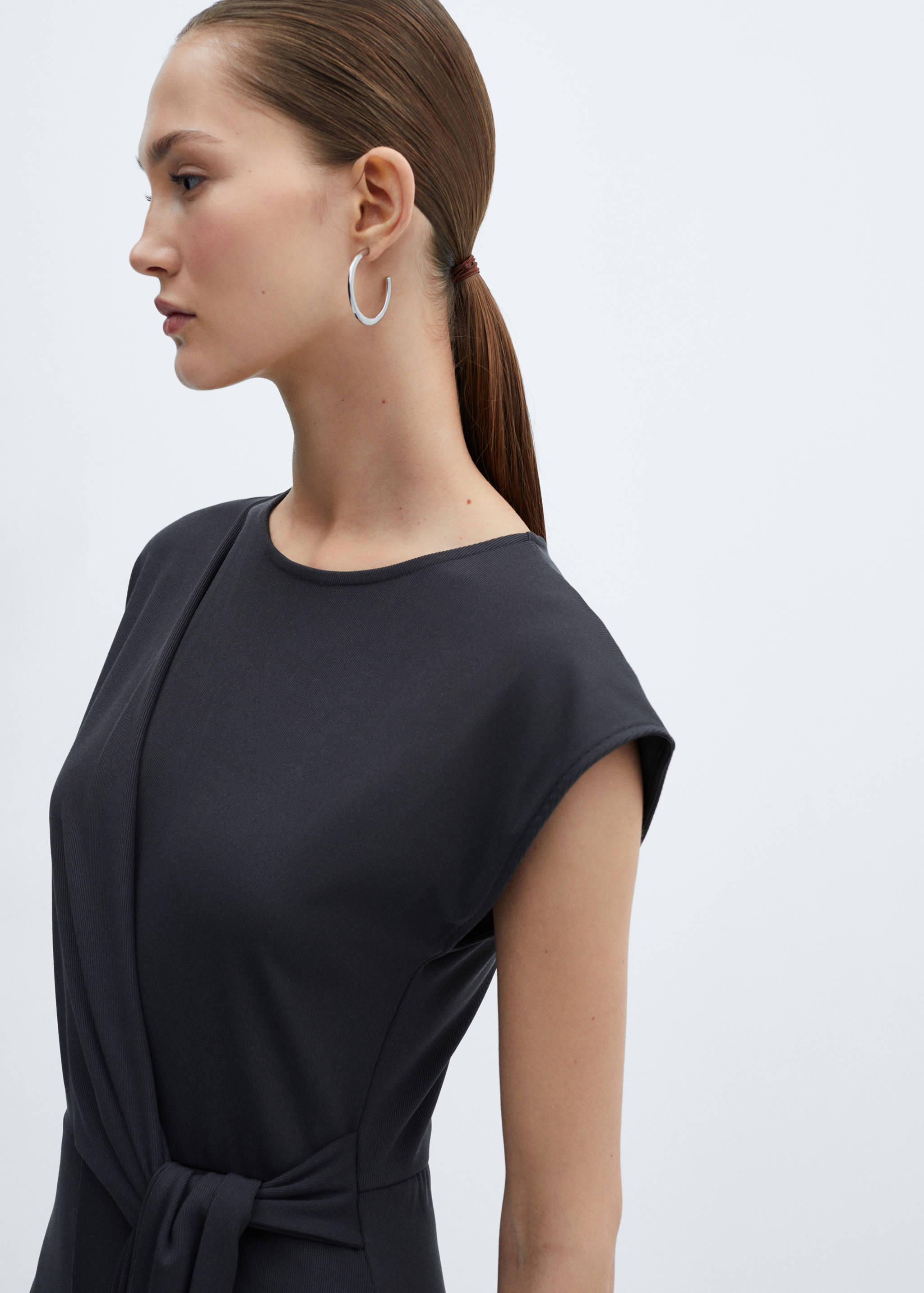 Macacão comprido laço - Pormenor do artigo 2