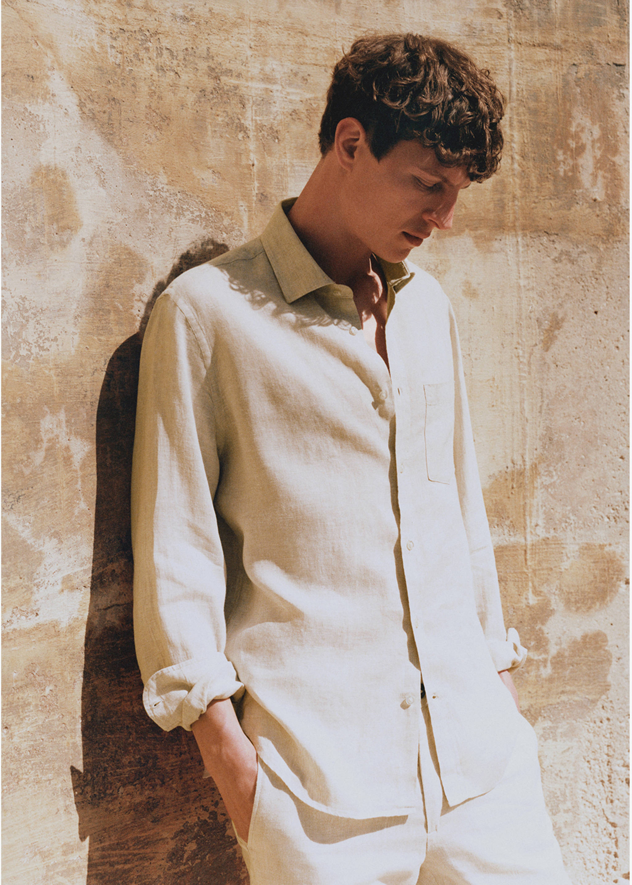 Classic fit 100% linen shirt - Details of the article 4