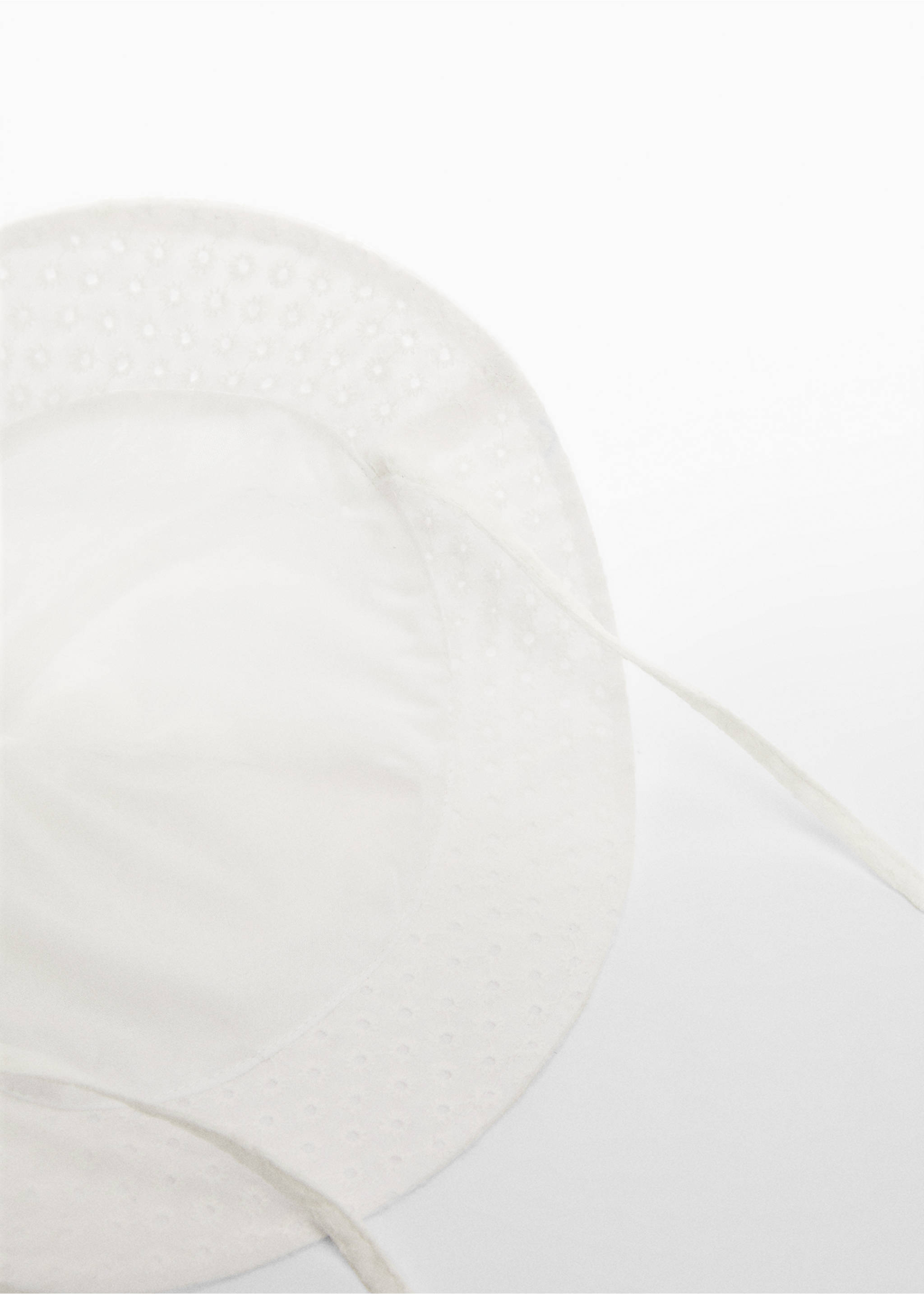 Floral bucket hat - Details of the article 1, White. Ref: 67055994-00.