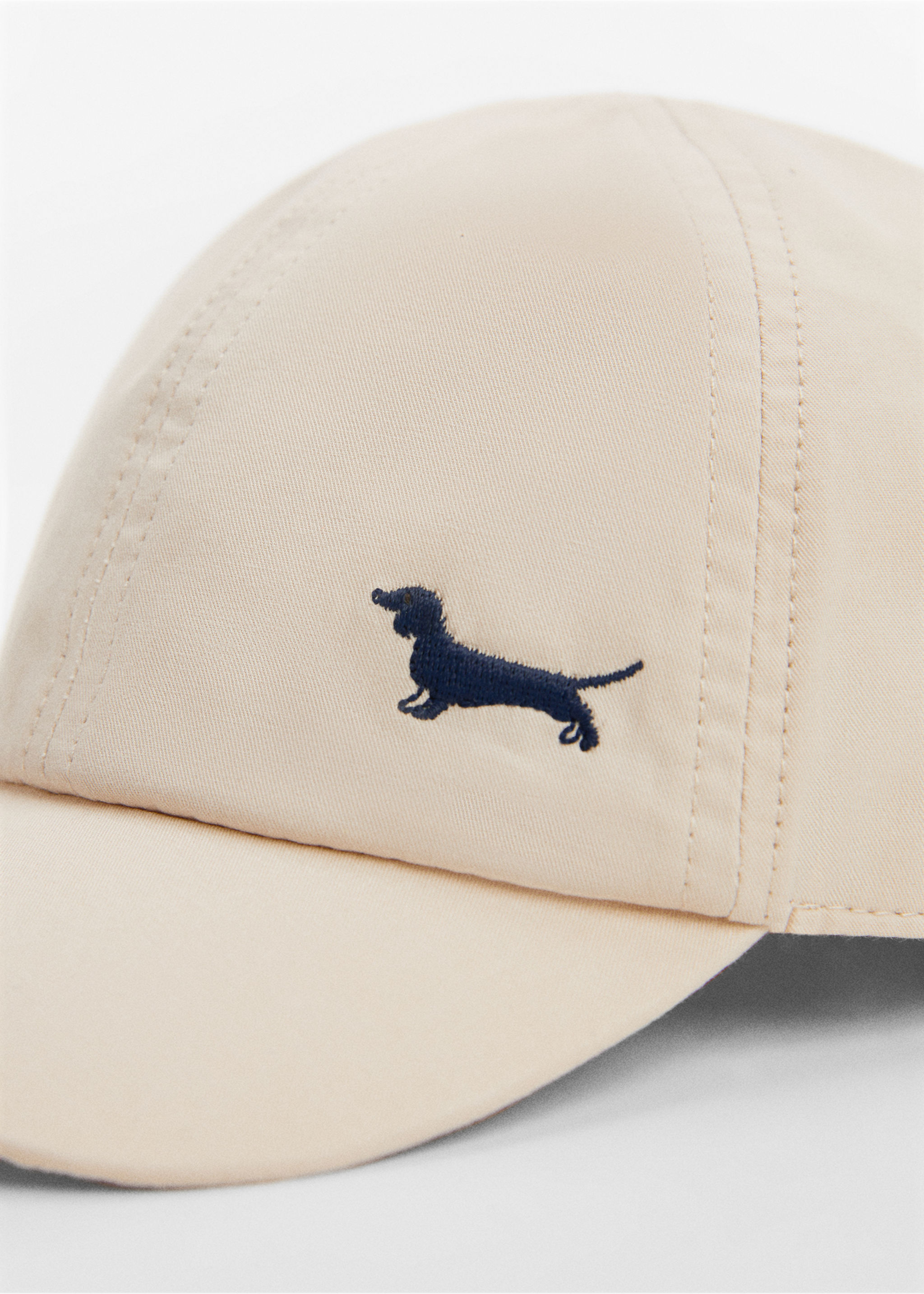 Caps med broderi - Artikkeldetalj 1