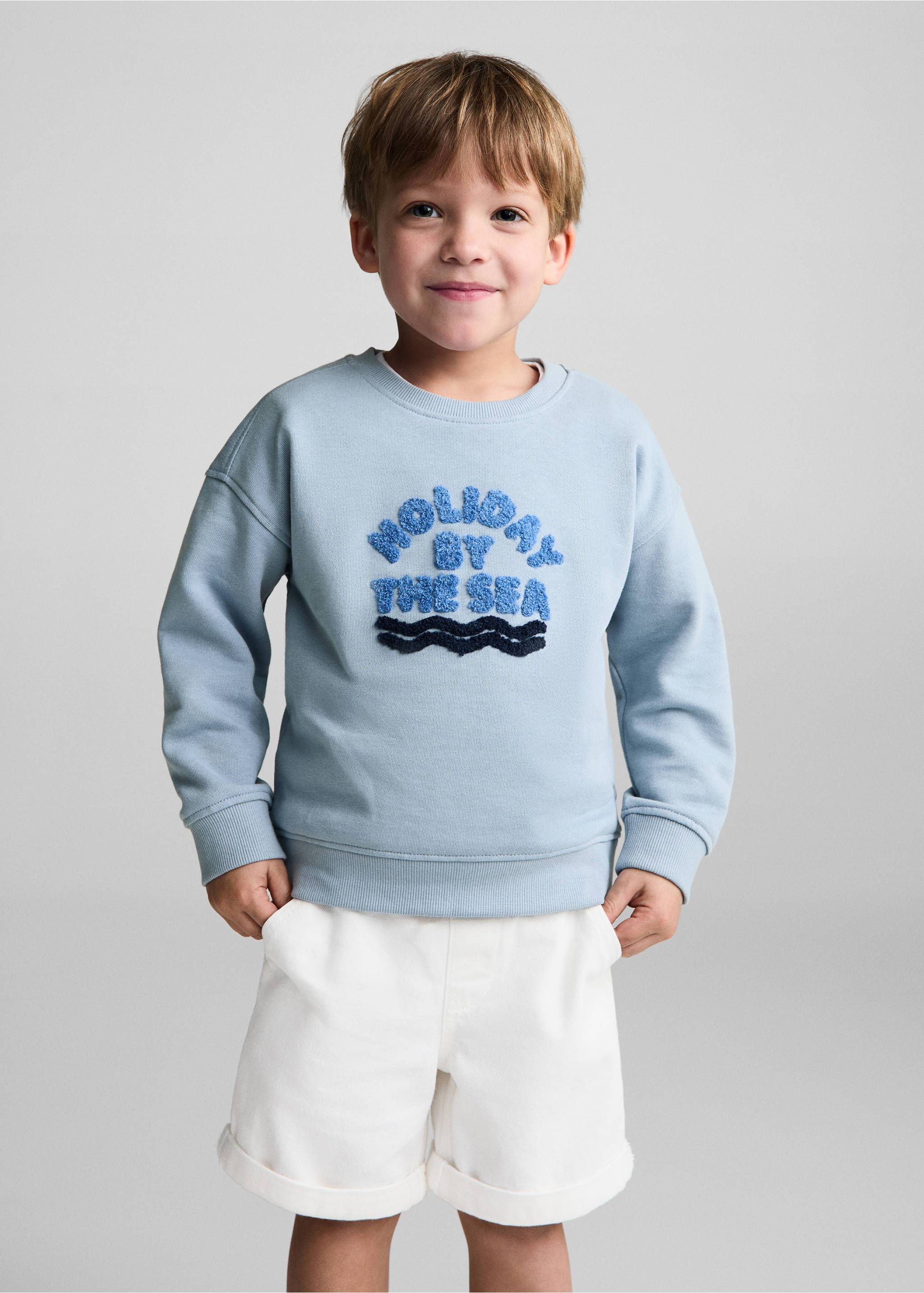 Textured message sweatshirt - Medium plane, Sky Blue. Ref: 67056005-00.
