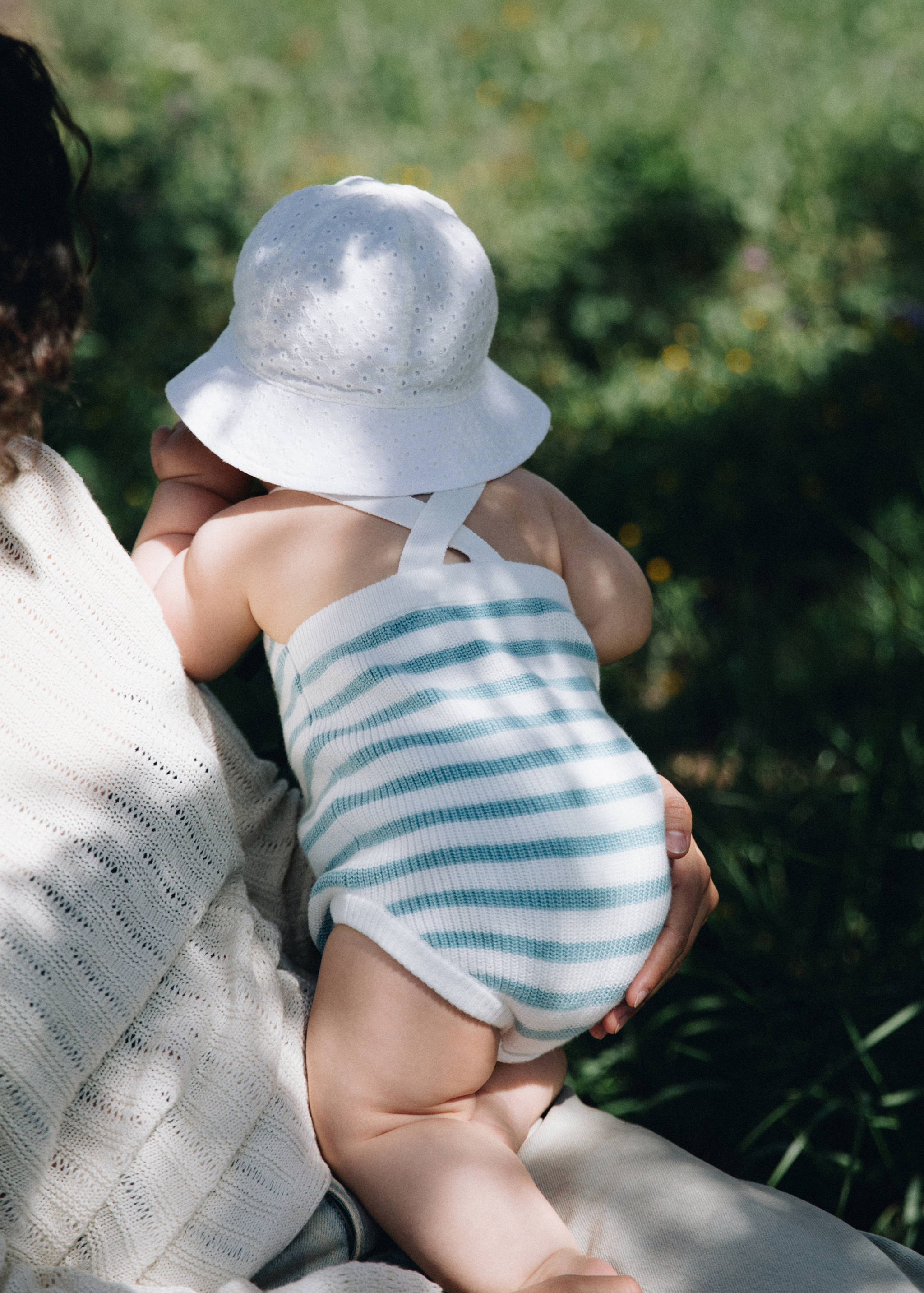 Chapeau bob fleurs - Détail de l'article 6