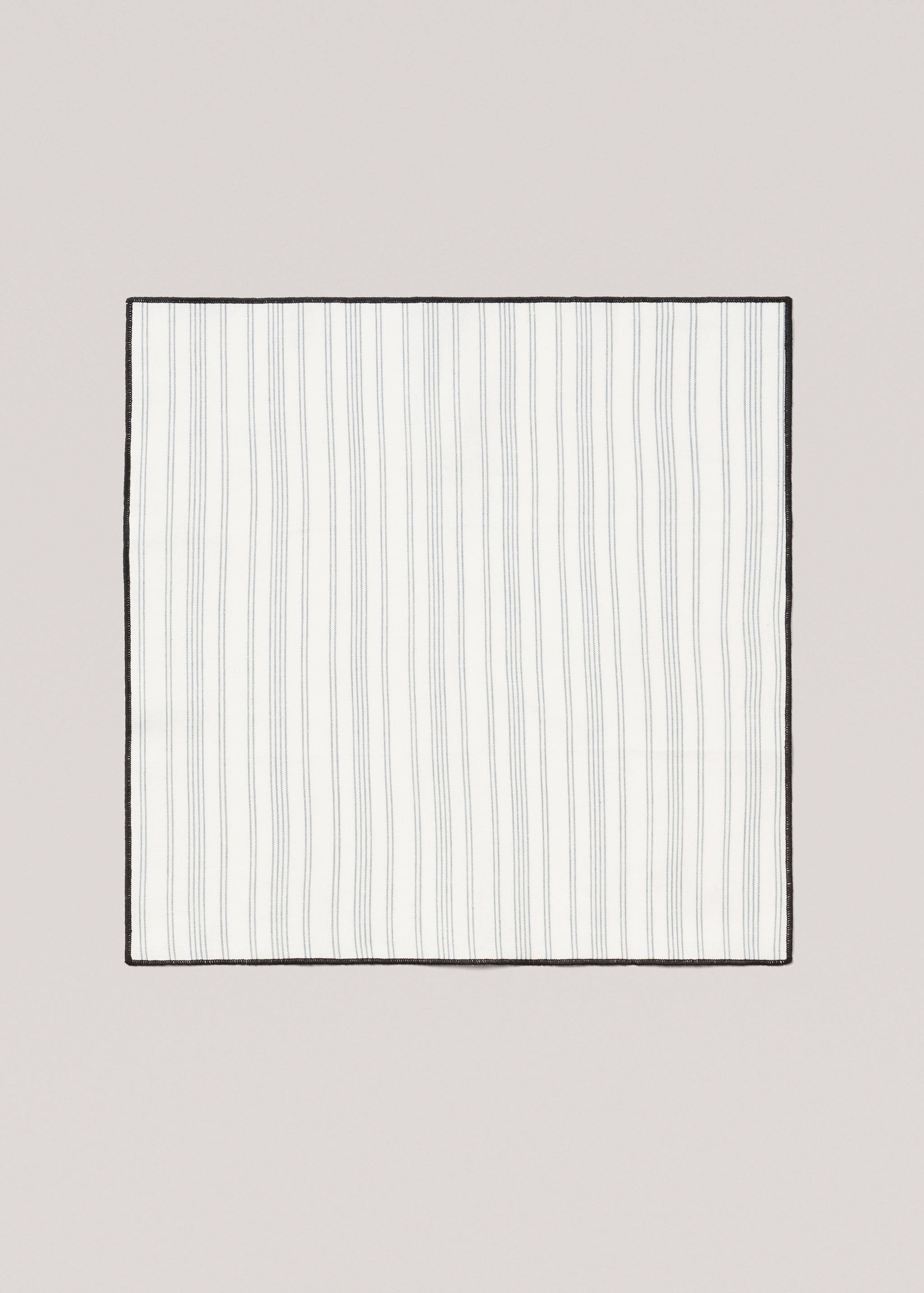 Guardanapo de linho e algodão com debrum em encontraste - Artigo sem modelo