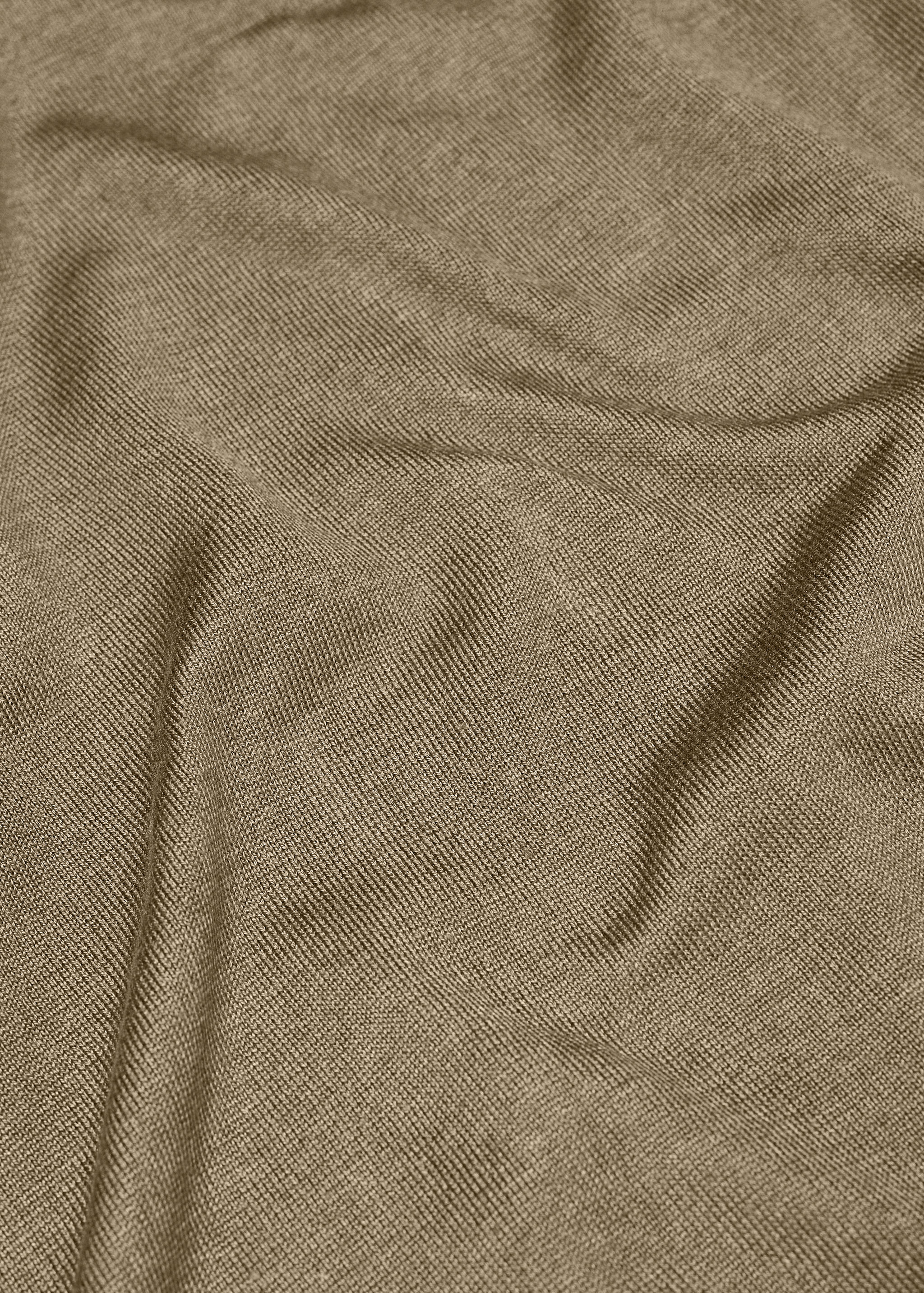 Fine mulberry silk sweater - Details of the article 8