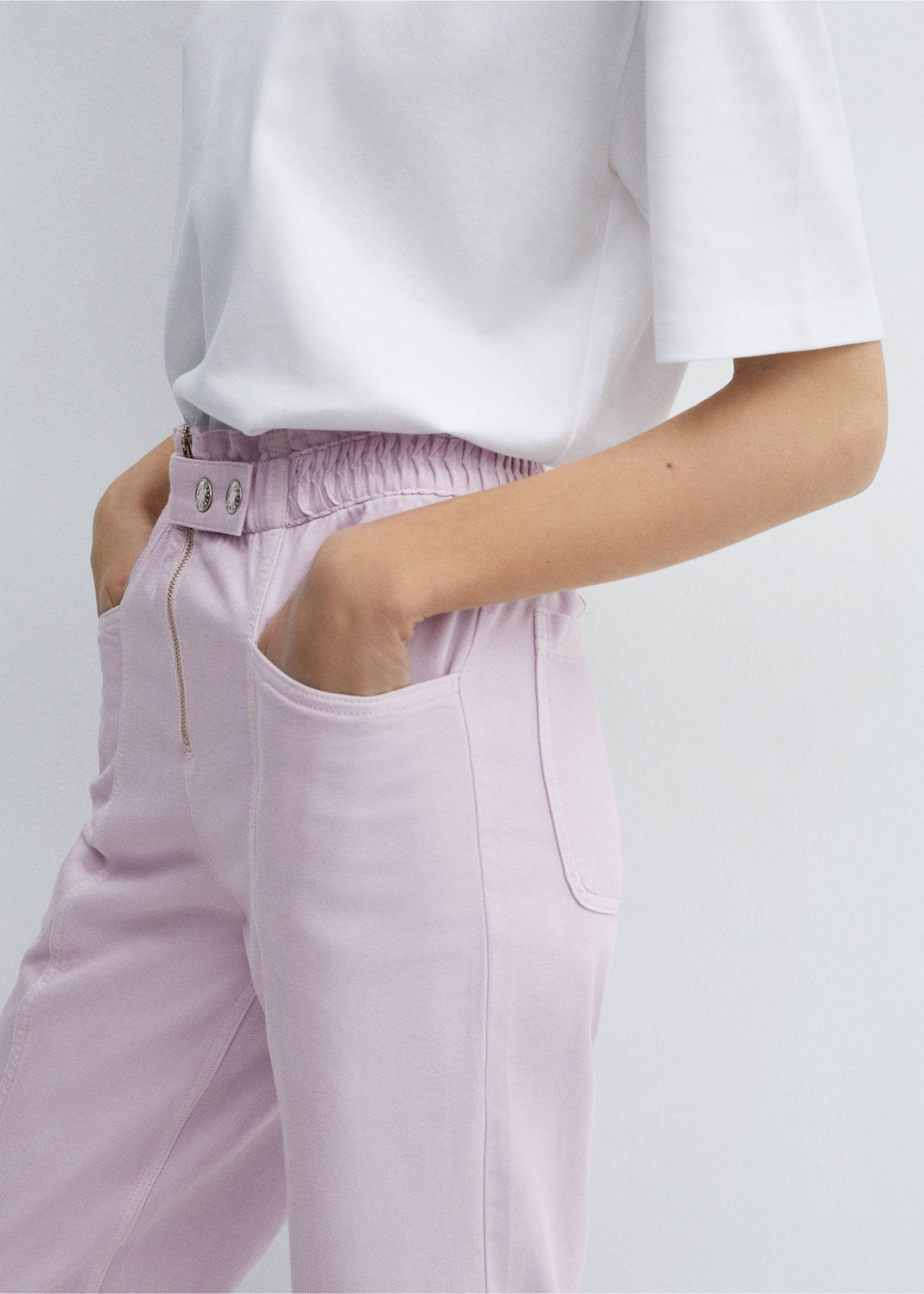 Jeans slouchy med strikk i livet - Artikkeldetalj 6, Lys/pastell lilla. Ref: 67056323-00.