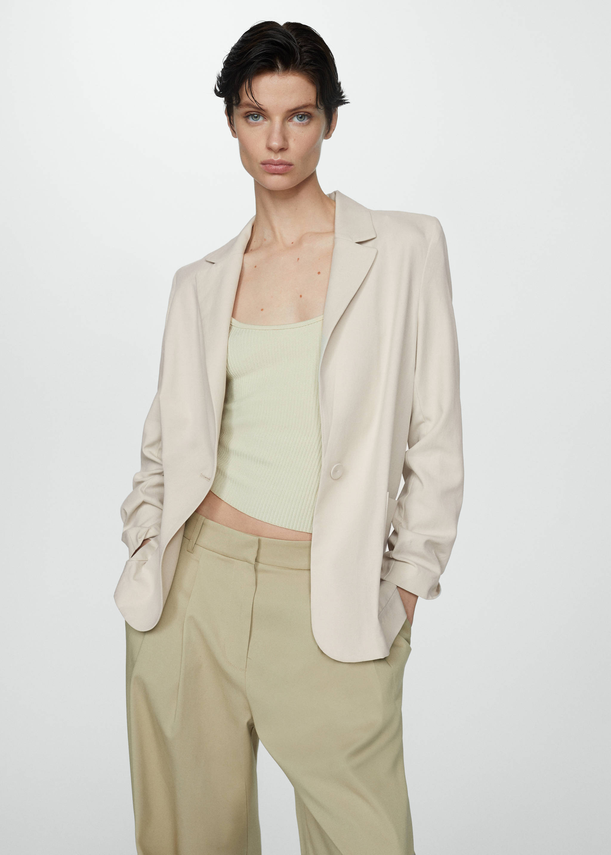 Americana traje bolsillos - Plano medio