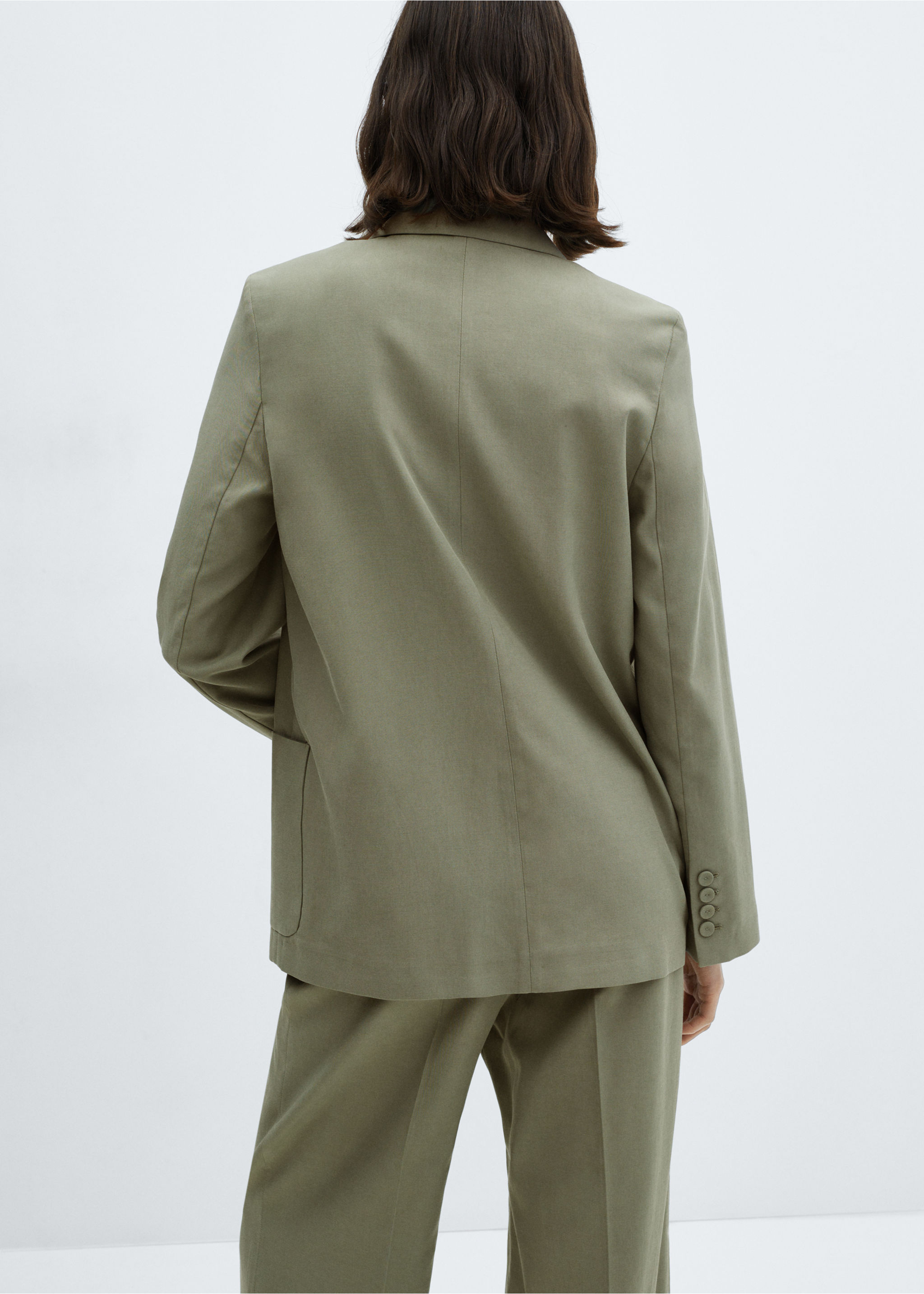 Pockets suit blazer - Reverse of the article