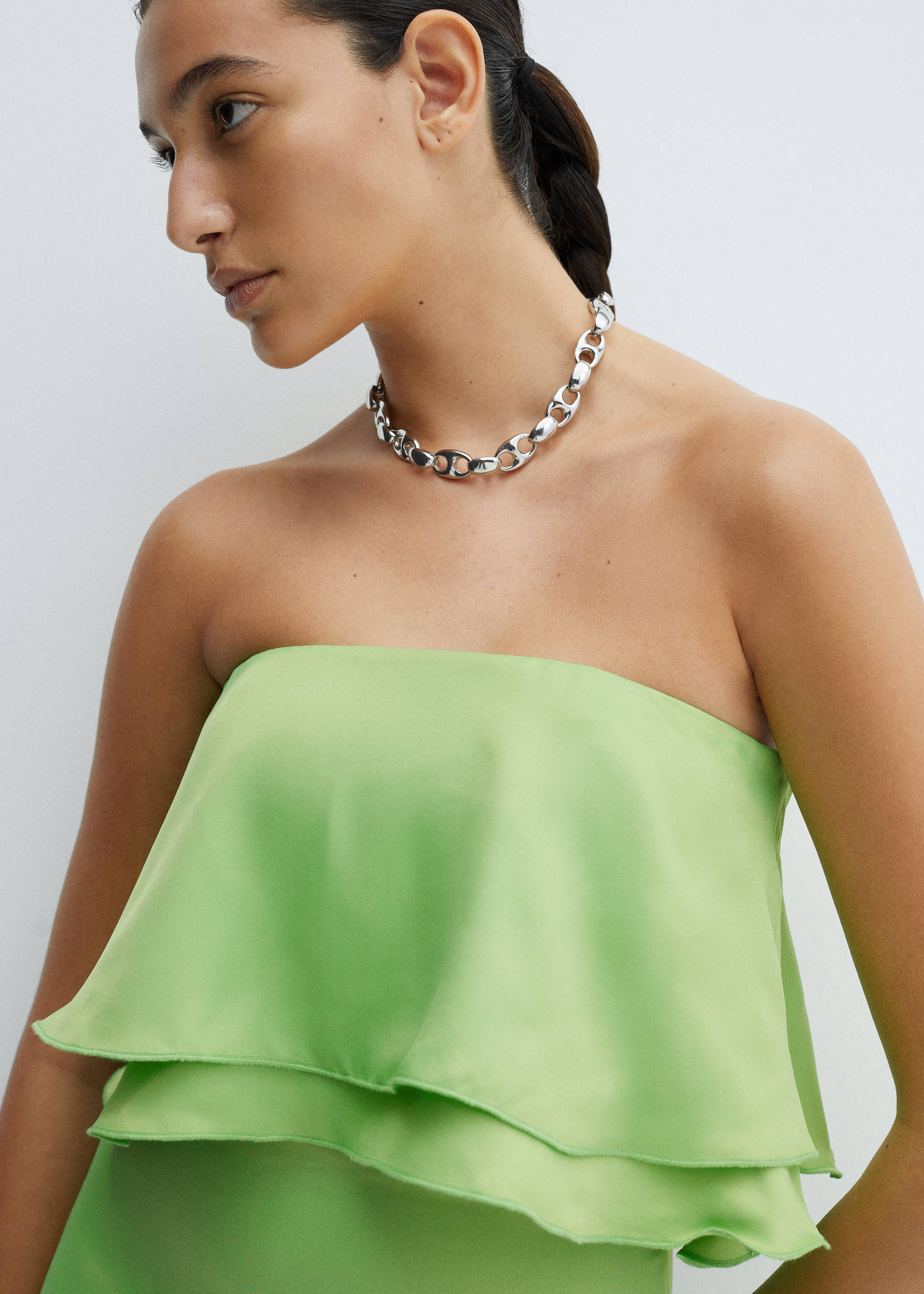 Strapless dress with ruffles - Details of the article 1
