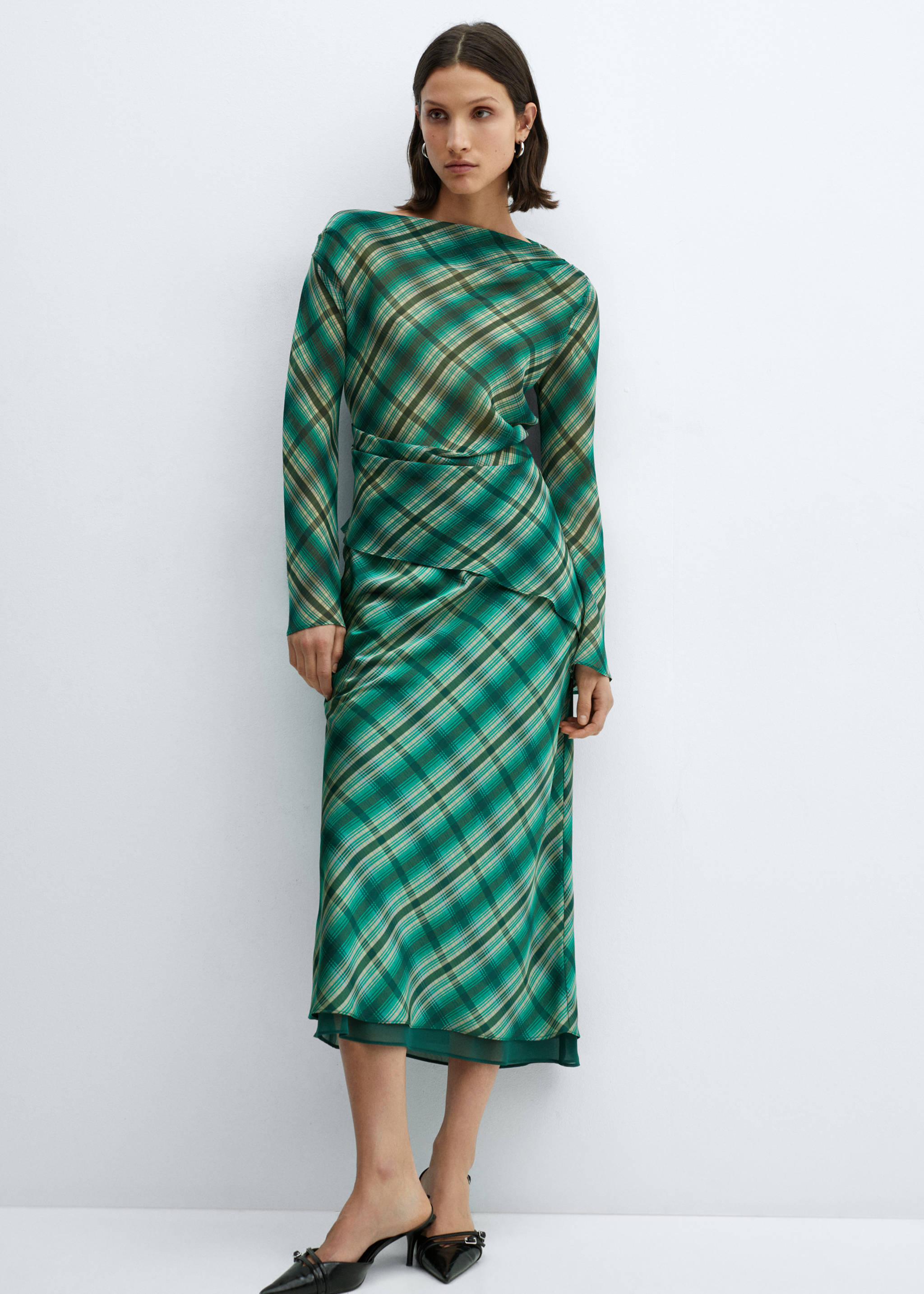 Satinerad rutig kjol - Detaljer om artikeln 2