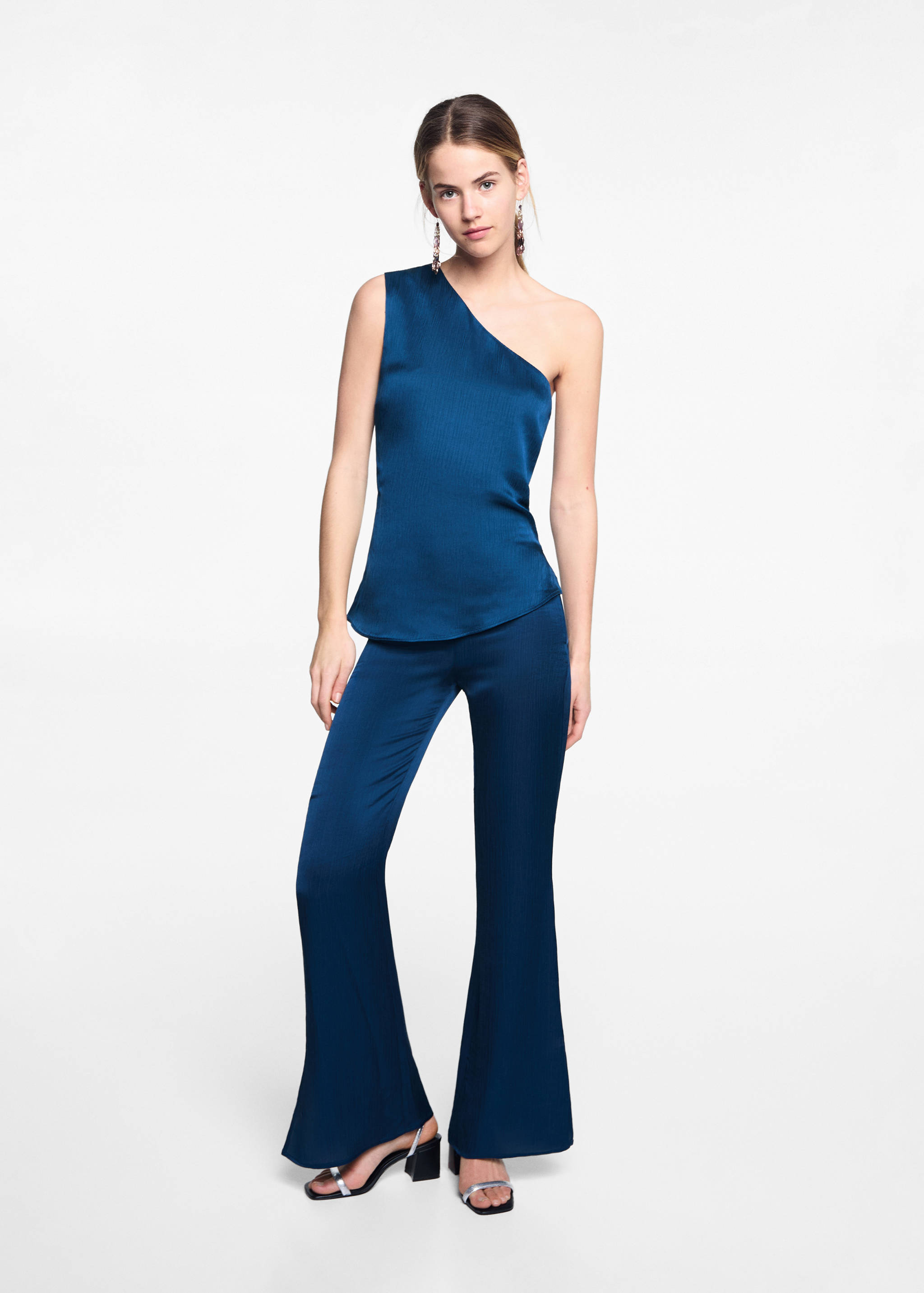 Flared trousers - General plane