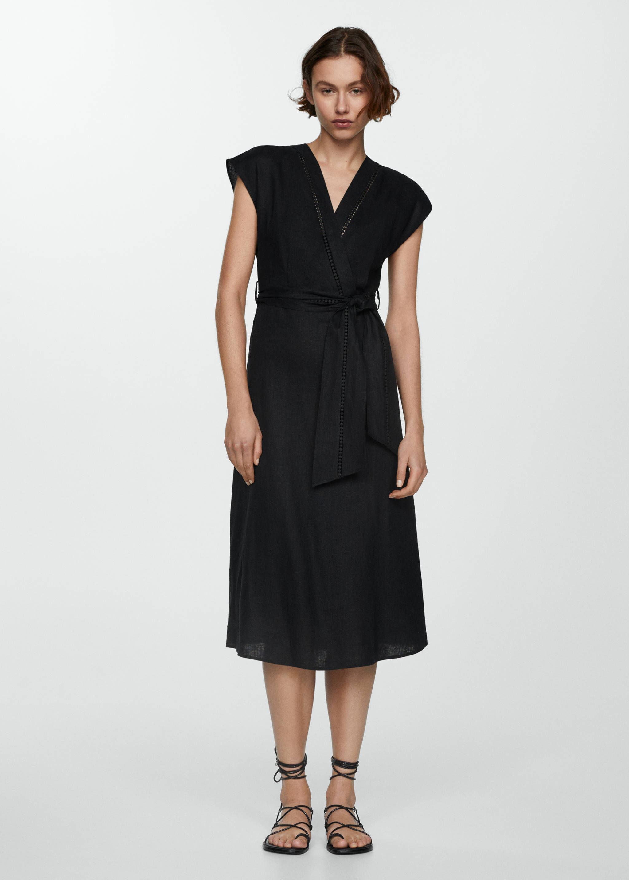 Sukienka z 100% lnu z wiązaniem - Plan ogólny