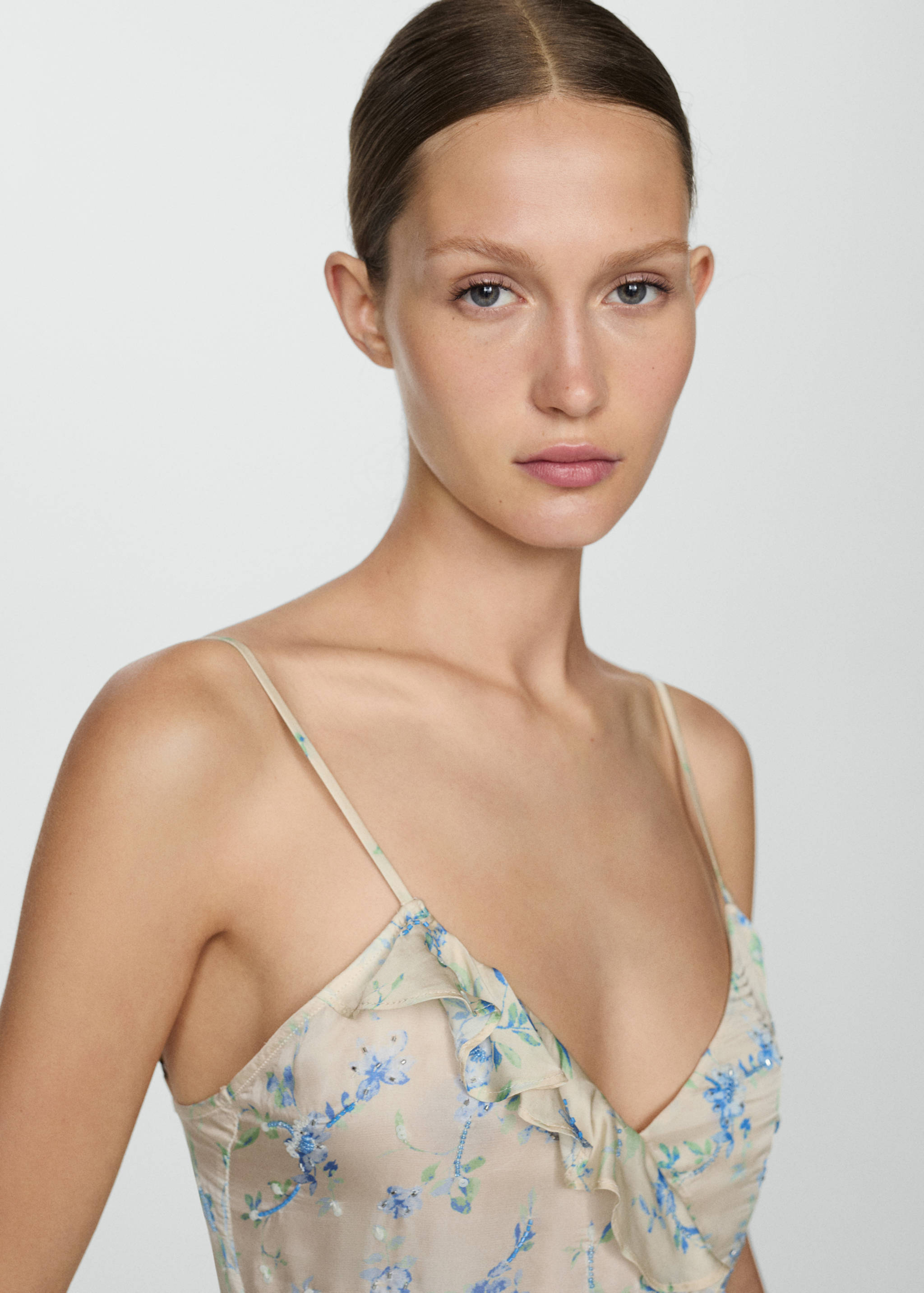 Sukienka w kwiaty z falbanami - Szczegóły artykułu 1