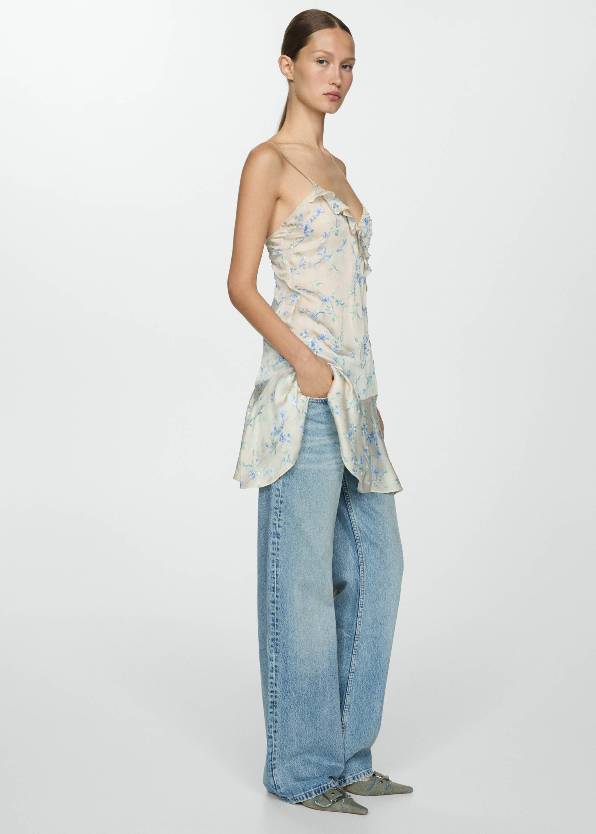 Sukienka w kwiaty z falbanami - Szczegóły artykułu 2