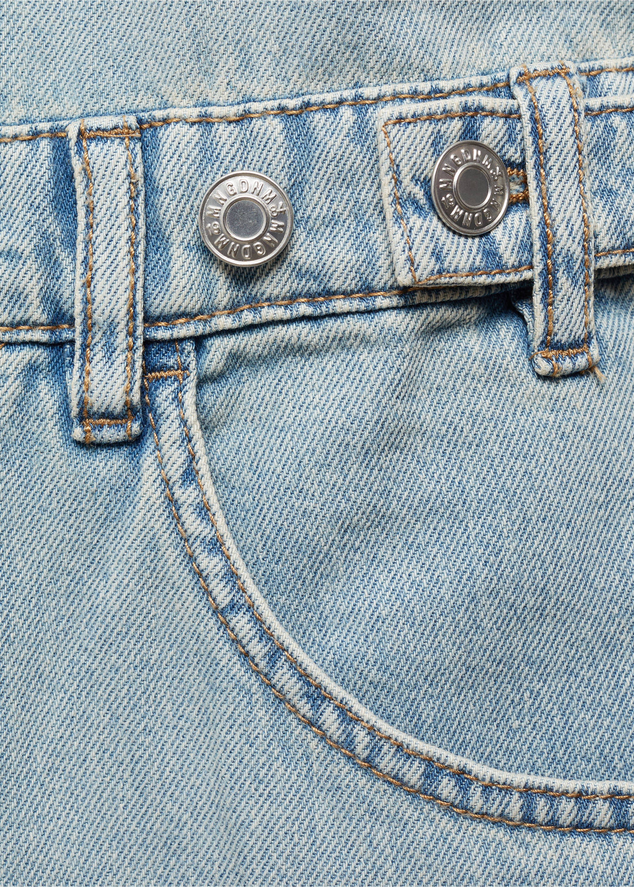 Denim jumpsuit with multi-position buttons - Details of the article 8, Light Blue. Ref: 67057131-00.