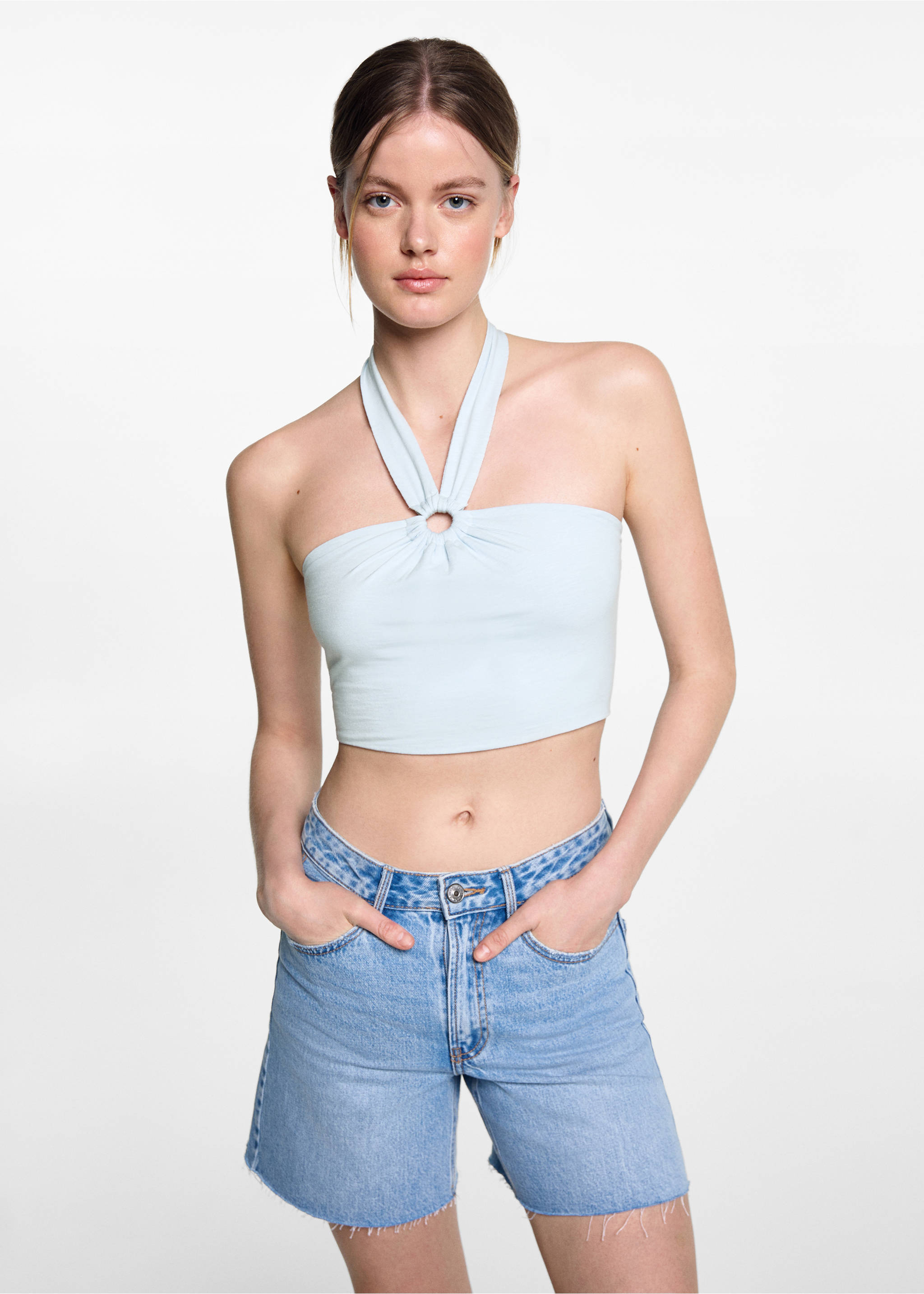 Top à emmanchures américaines - Plan moyen, Bleu ciel. Ref: 67057708-00.