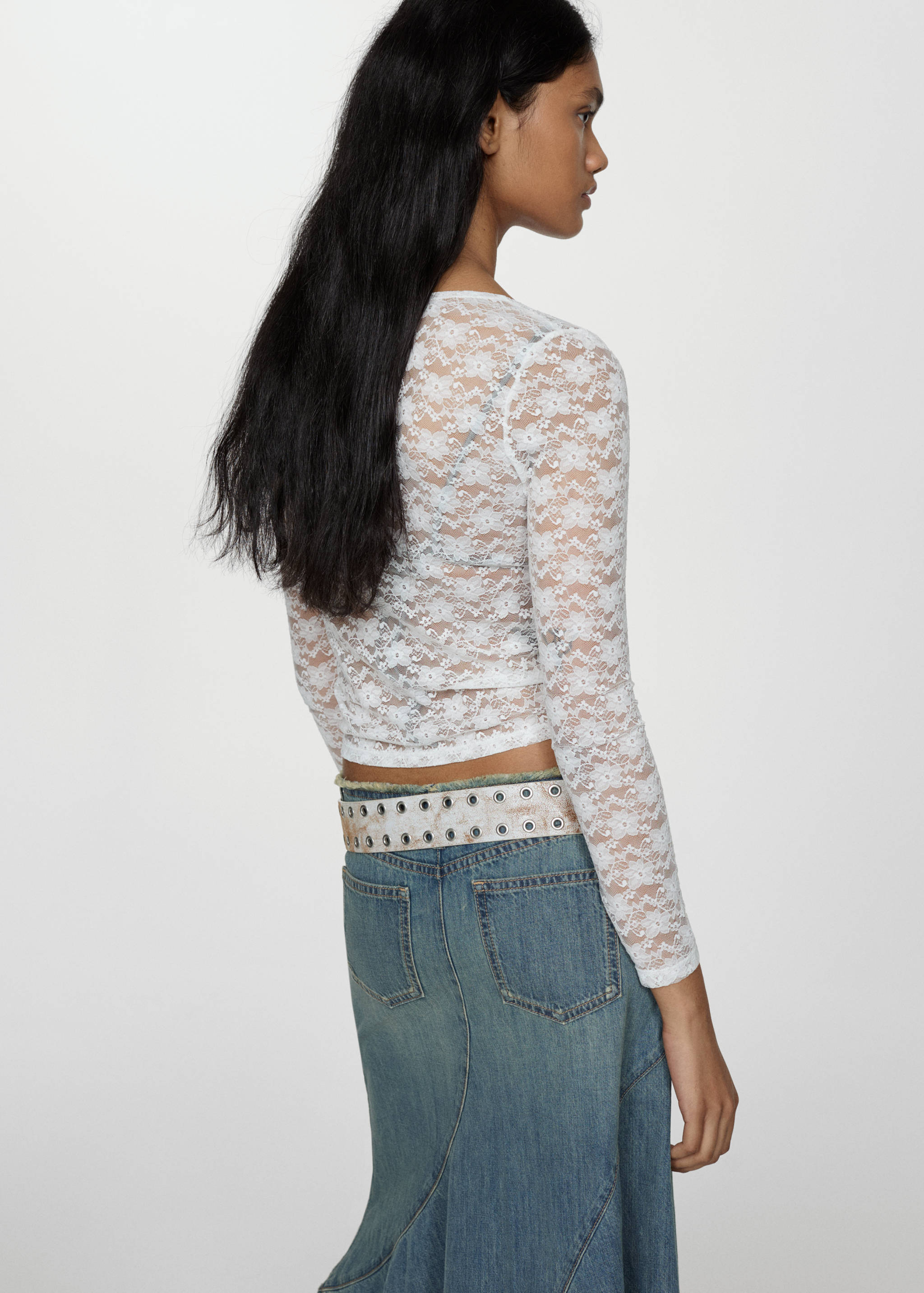 Floral lace top - Reverse of the article