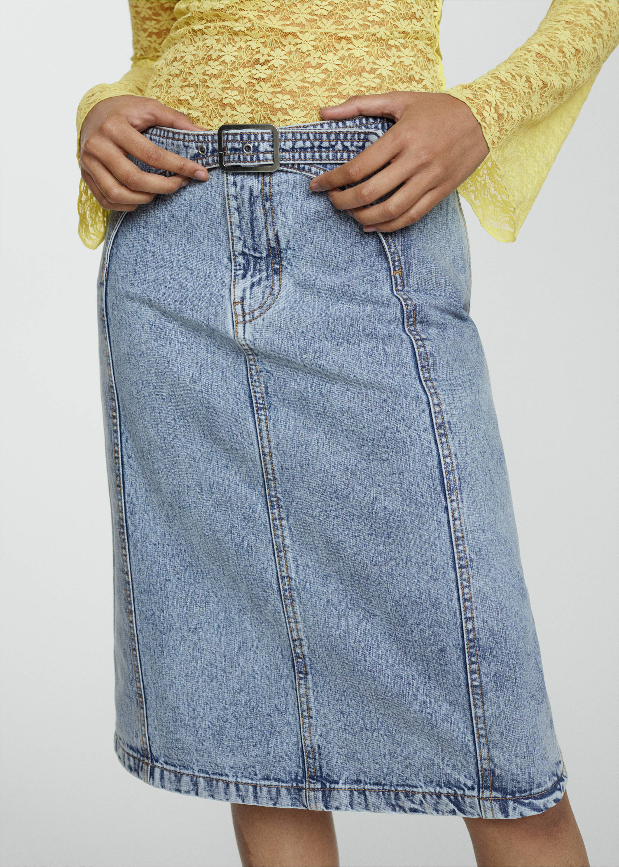 Denim midi-skirt with belt - Medium plane, Blue. Ref: 67057912-00.