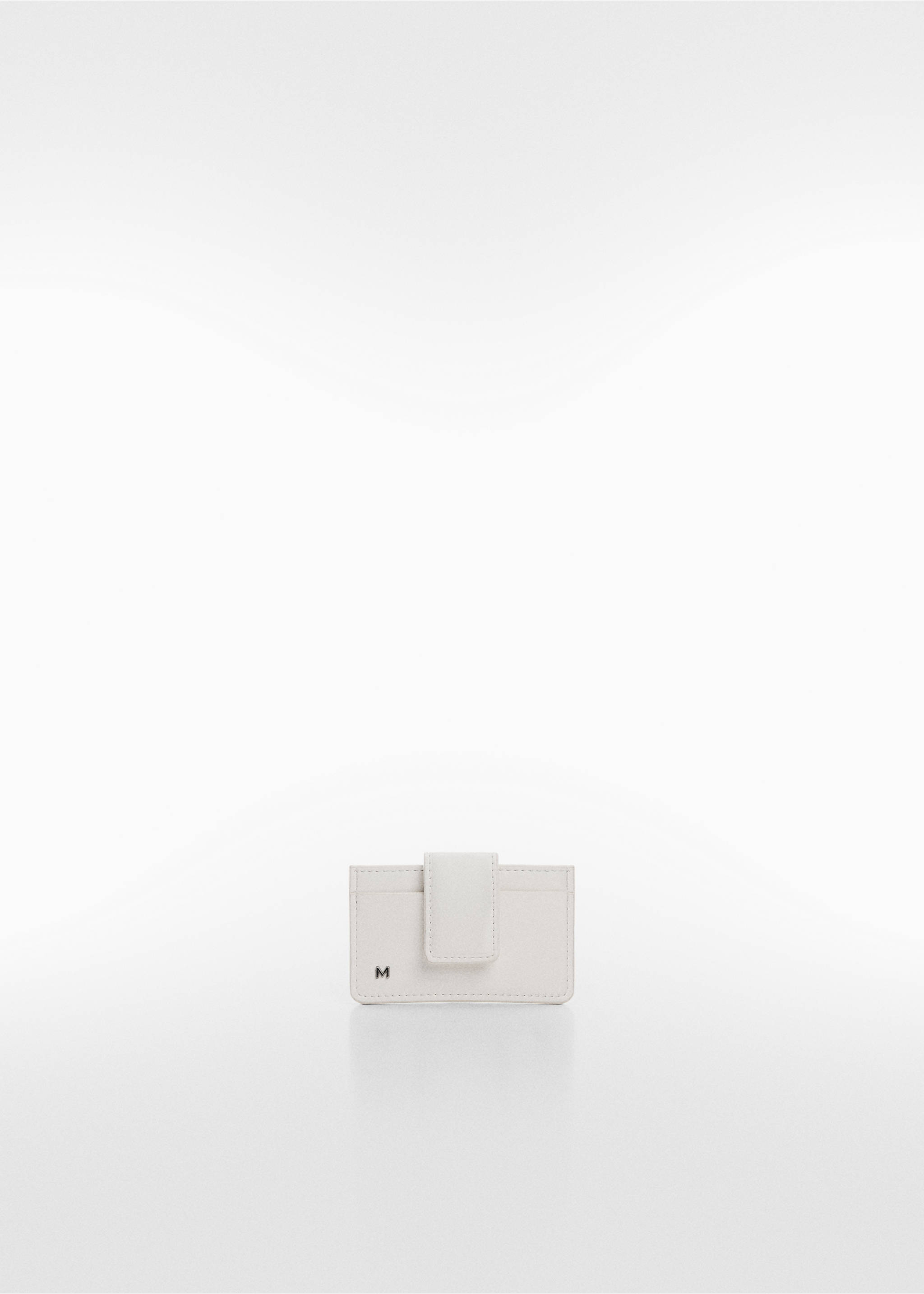 Card holder with flap and logo - Article without model, White. Ref: 67057920-00.