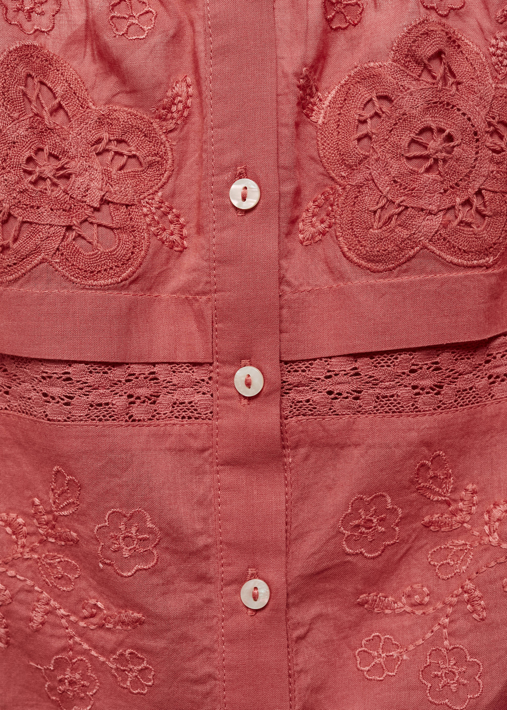 Top de alças bordado - Pormenor do artigo 8