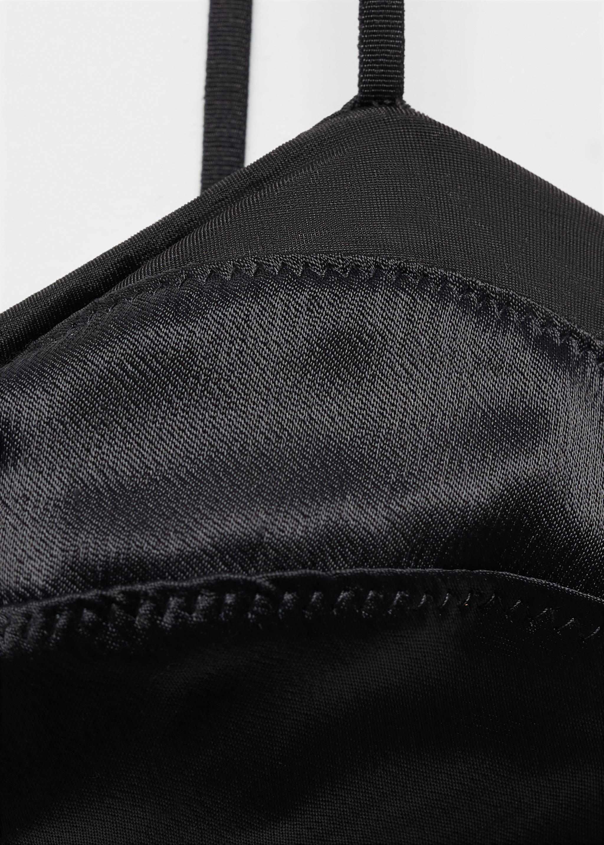 Bra with decorative stitching - Details of the article 8