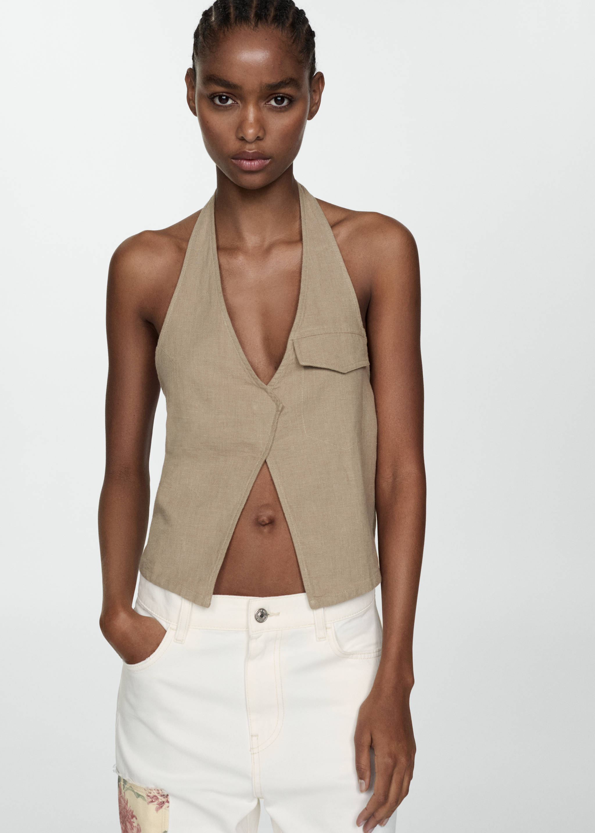 Dżinsy o prostym kroju z łatami w kwiaty - Szczegóły artykułu 1