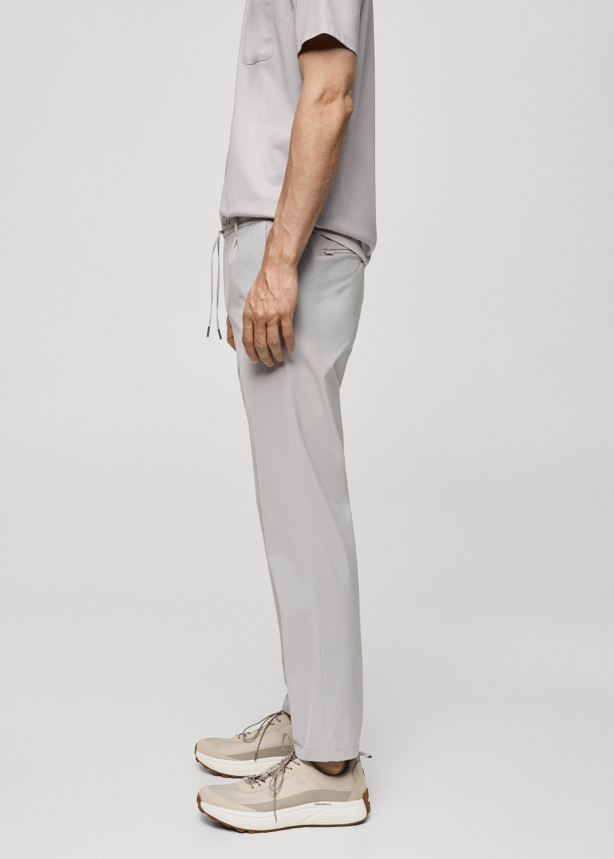 Wasserabweisende Hose mit Kordel - Detail des Artikels 2