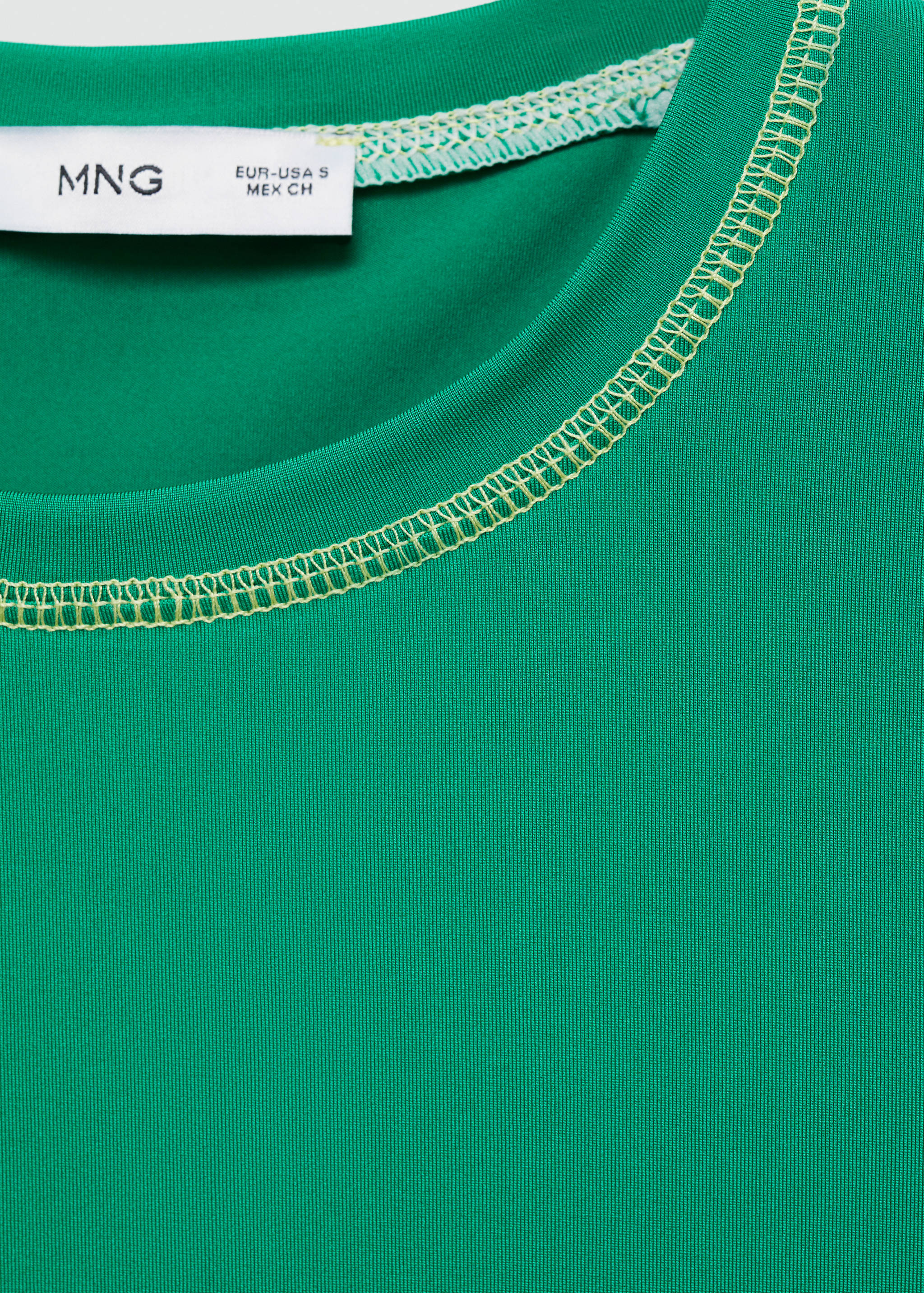Decorative seam T-shirt - Details of the article 0