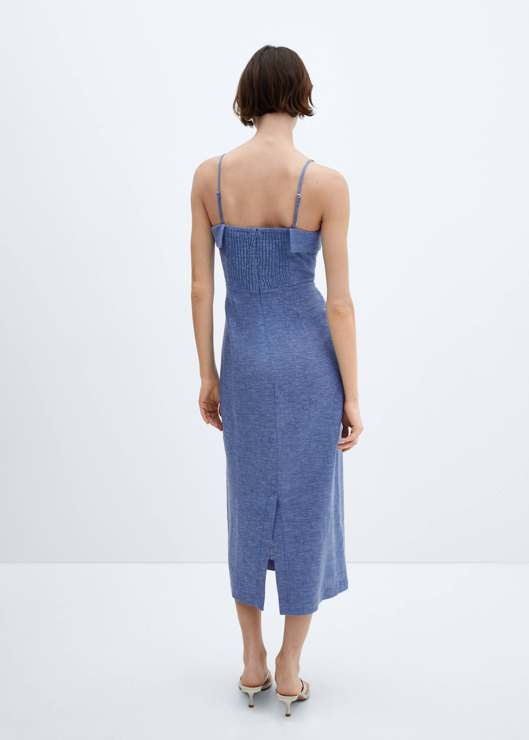 Linnen jurk met spaghettibandjes - Achterkant van het artikel