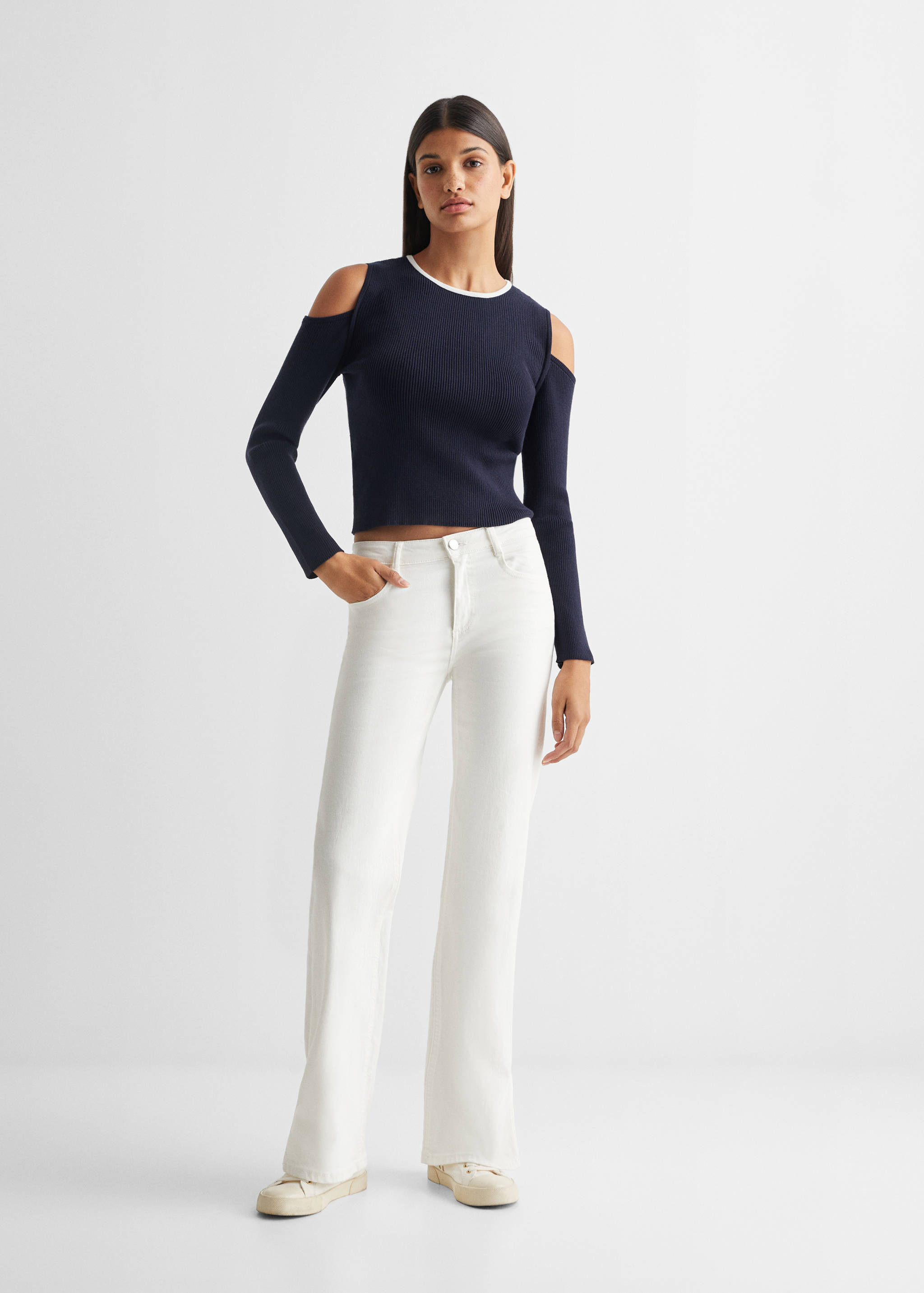 Ribbed sweater with slits - General plane