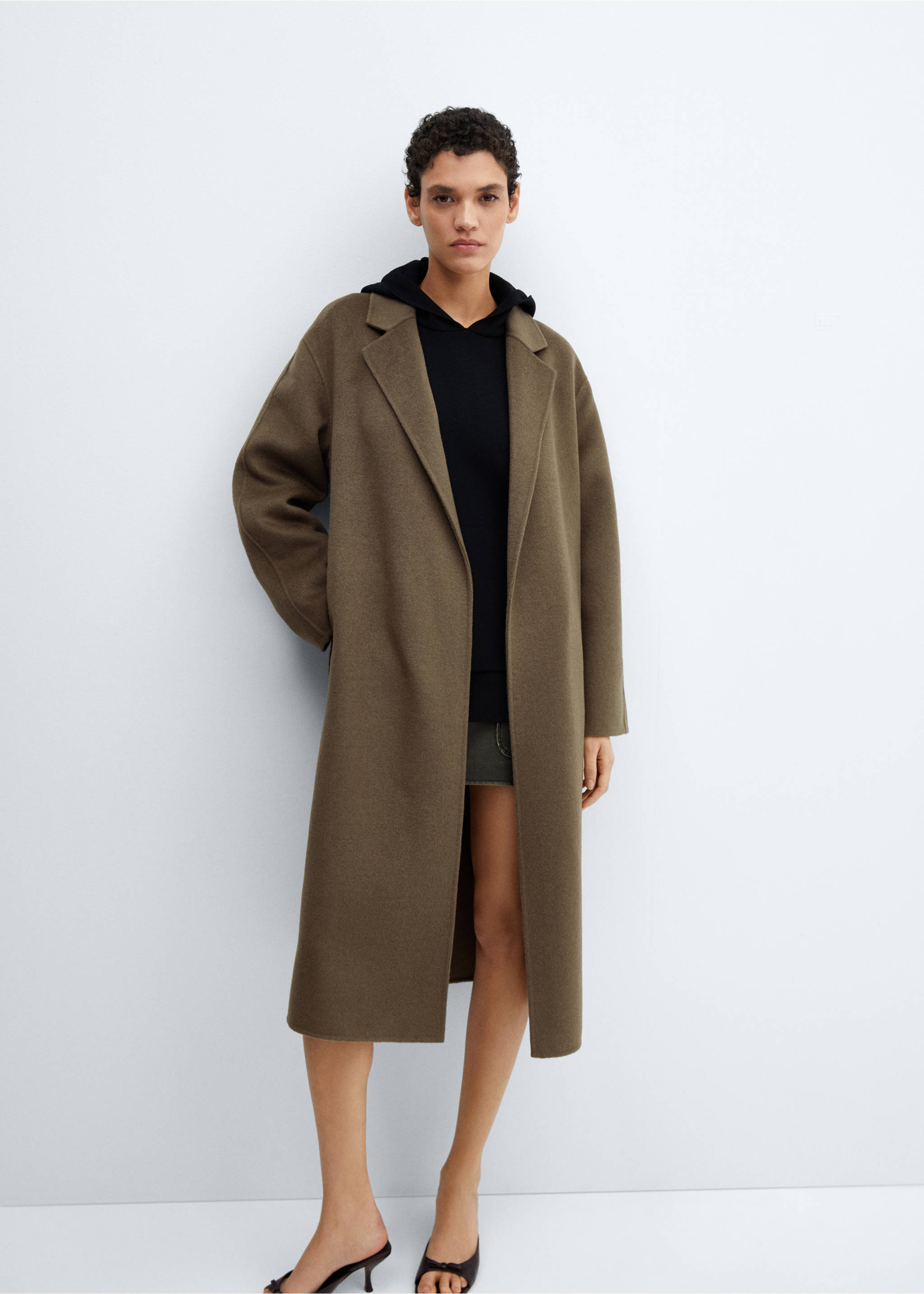 Belt handmade coat - Details of the article 2, Khaki. Ref: 67060444-00.