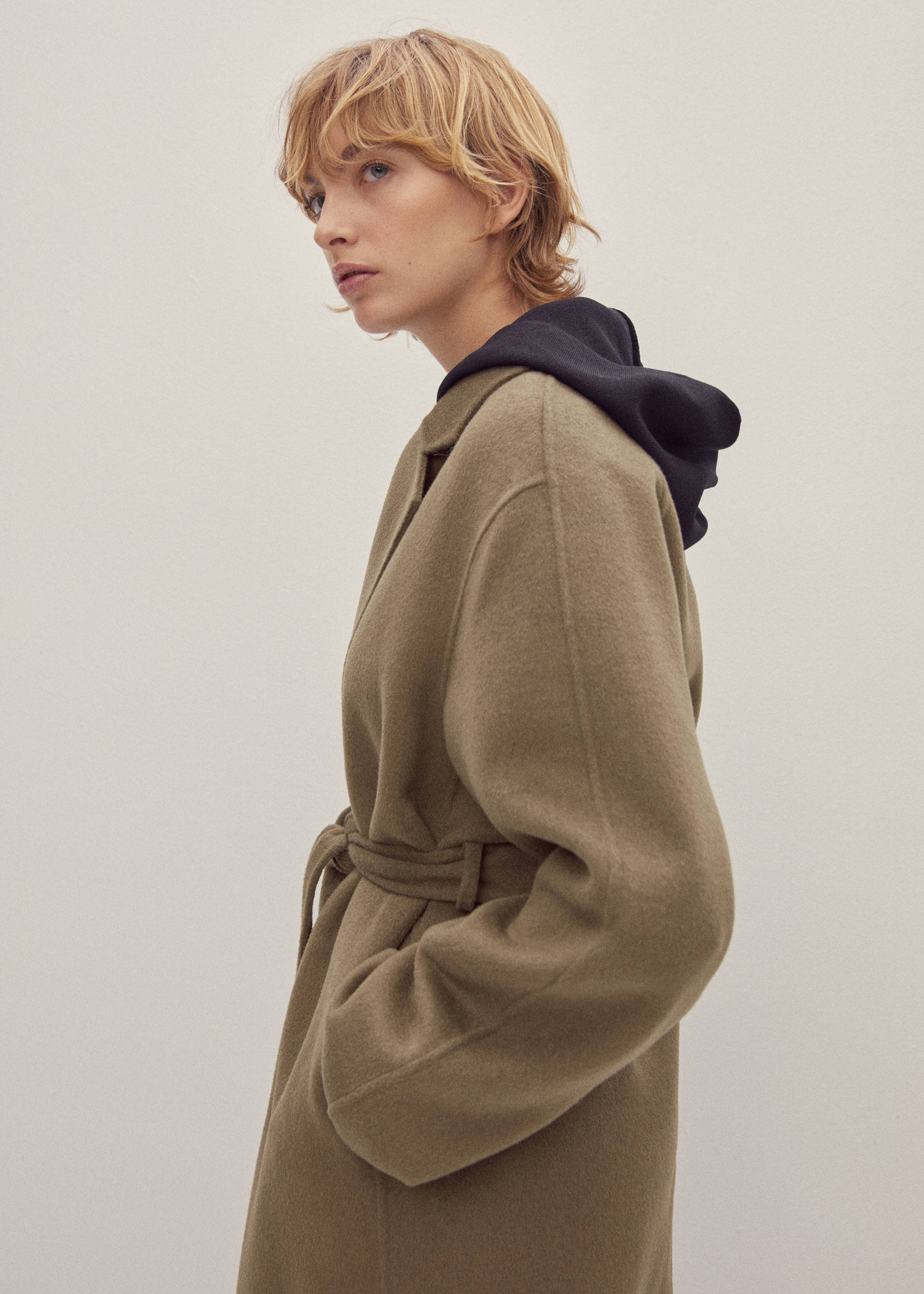 Belt handmade coat - Details of the article 7, Khaki. Ref: 67060444-00.