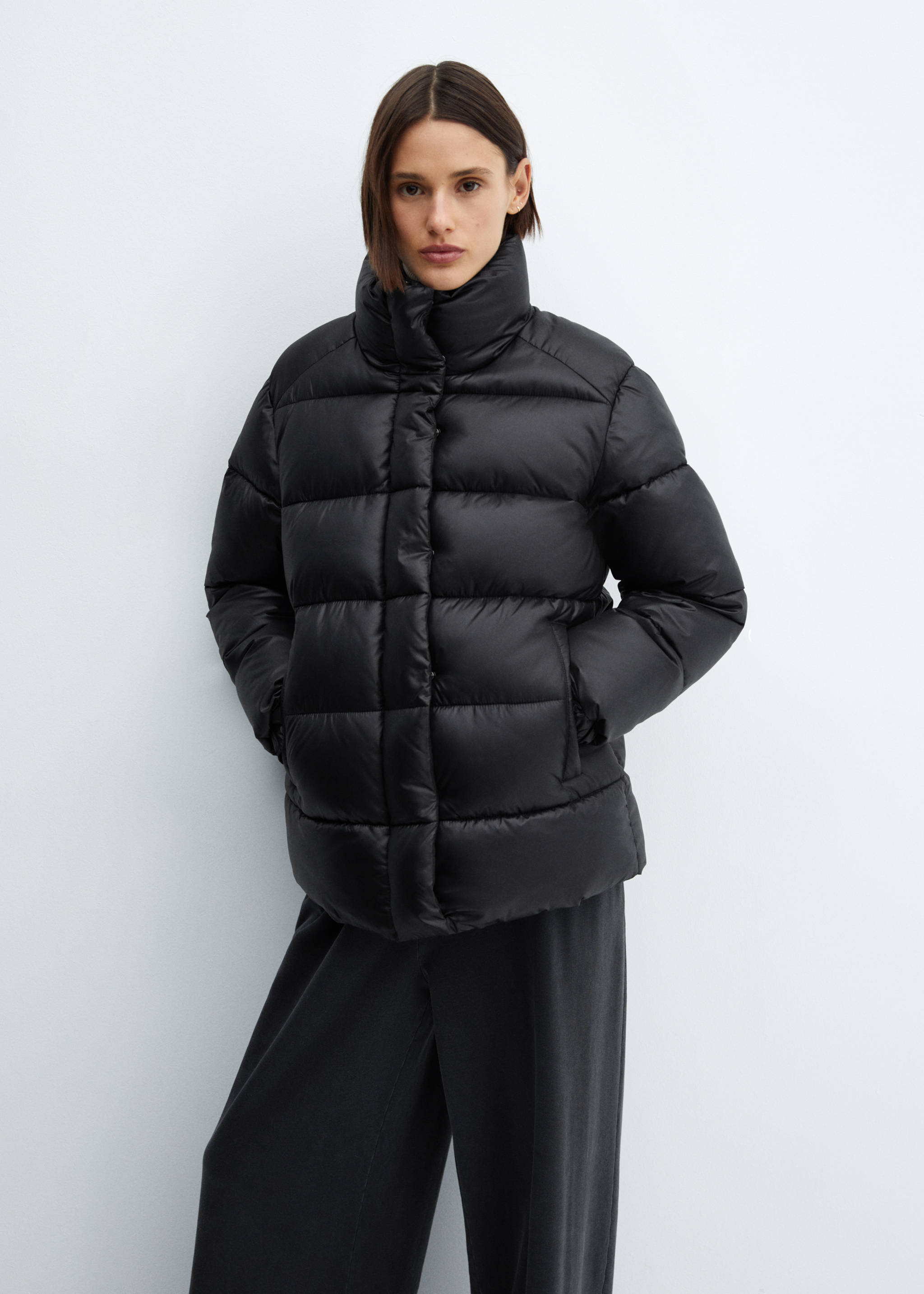 Water-repellent puffer coat - Medium plane