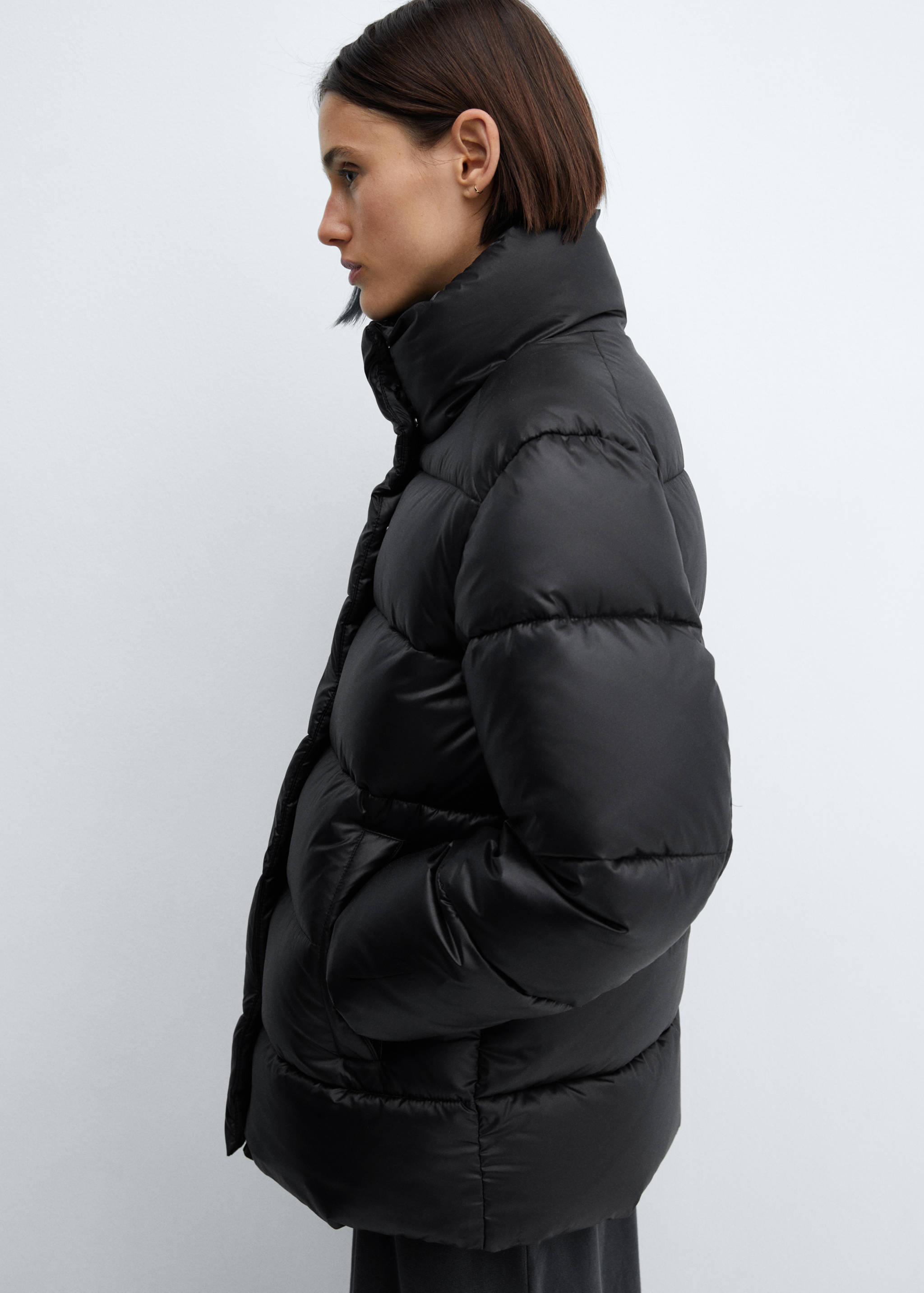 Water-repellent puffer coat - Details of the article 4