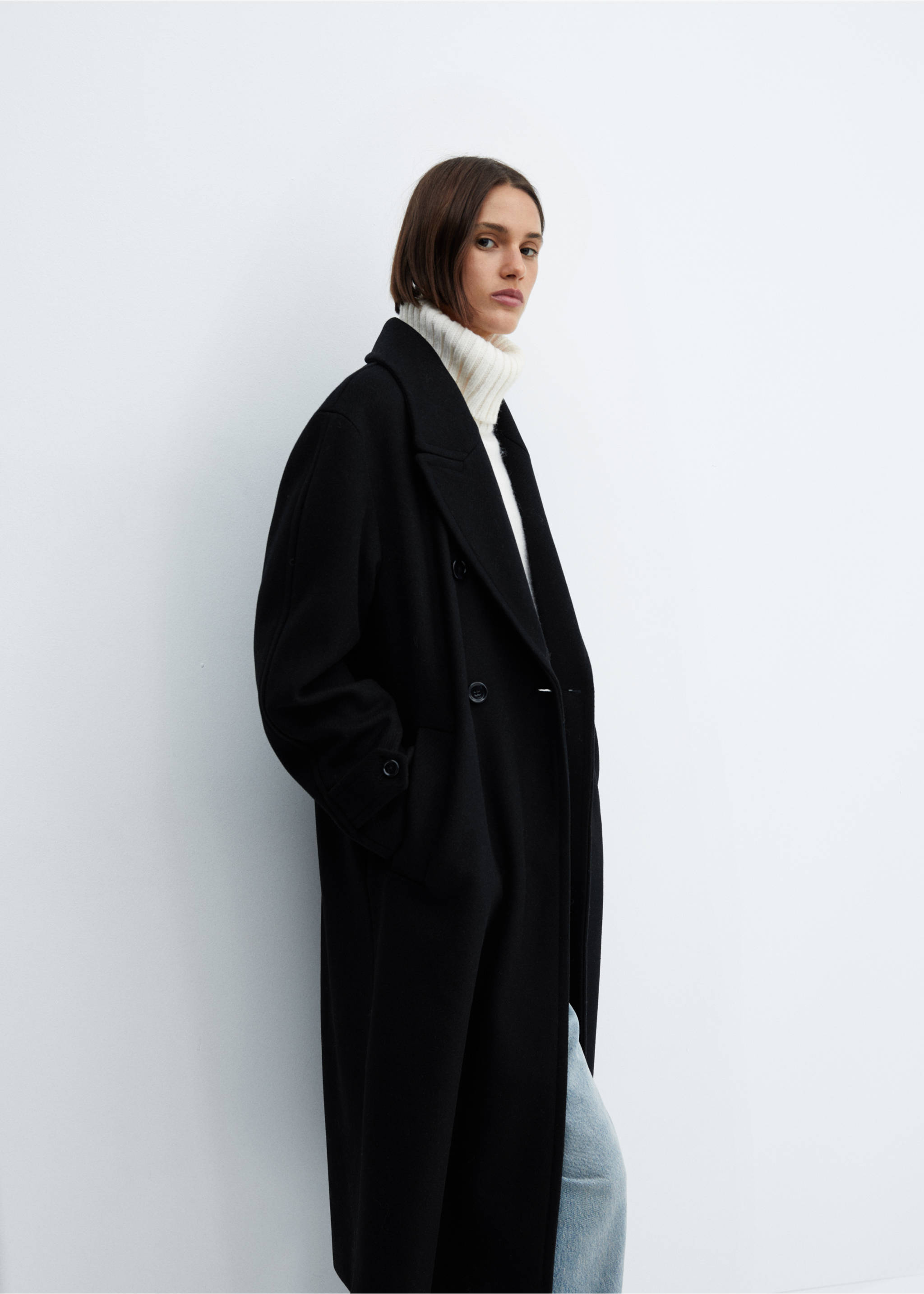 Manteau laine oversize - Détail de l'article 2, Noir. Ref: 67060448-00.
