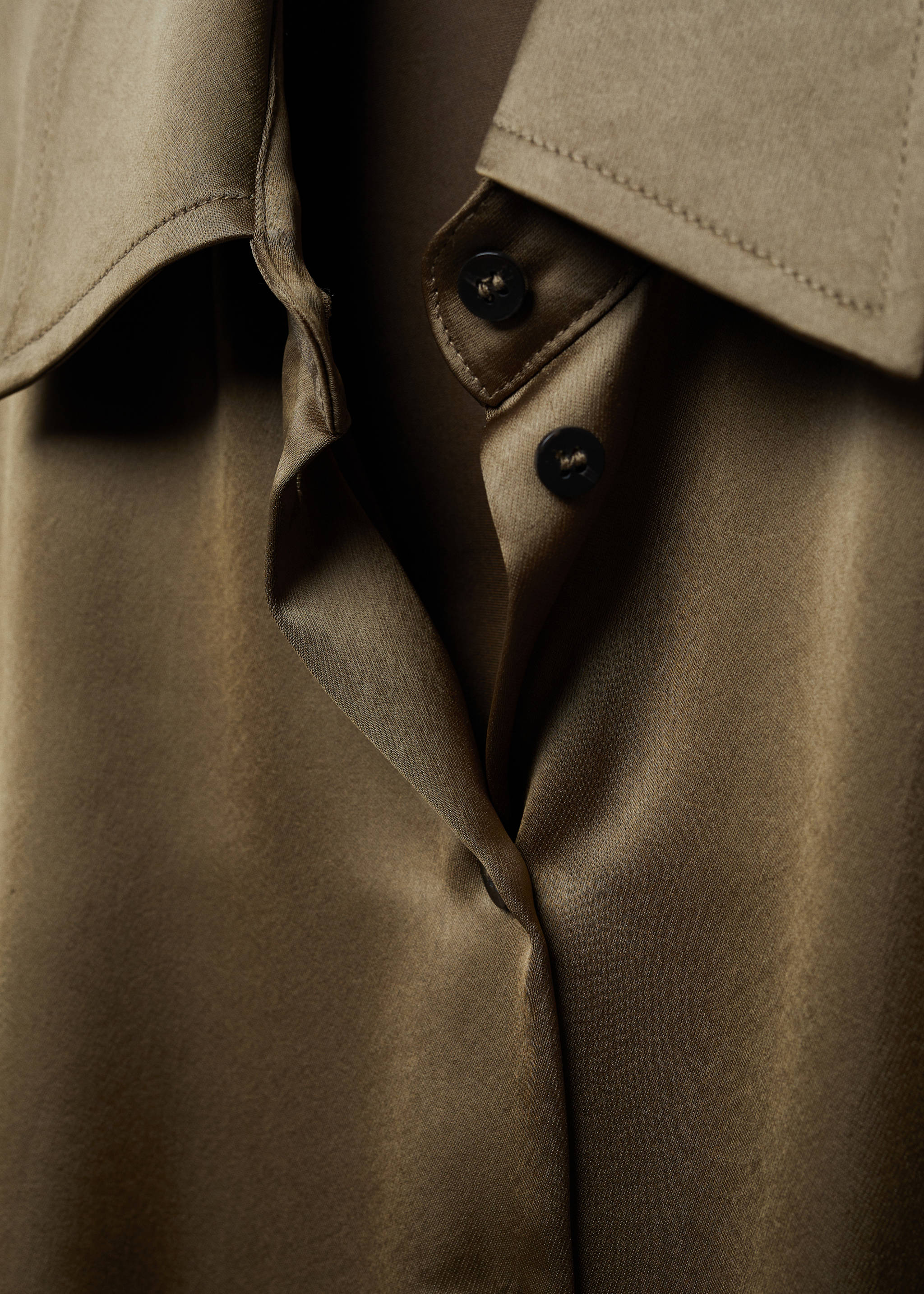 Macacão cargo acetinado - Pormenor do artigo 8