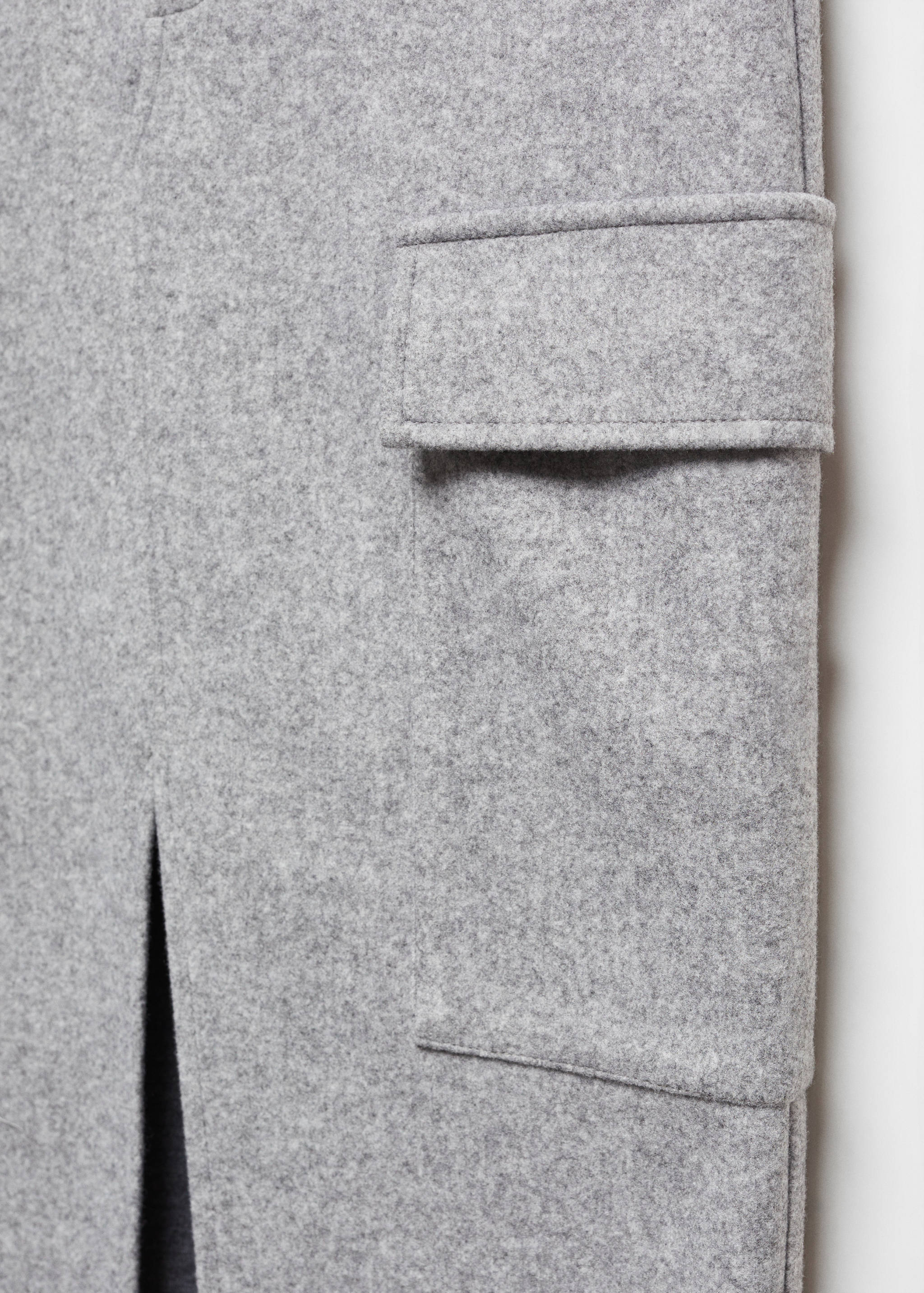 Cargo skirt with slit - Details of the article 8