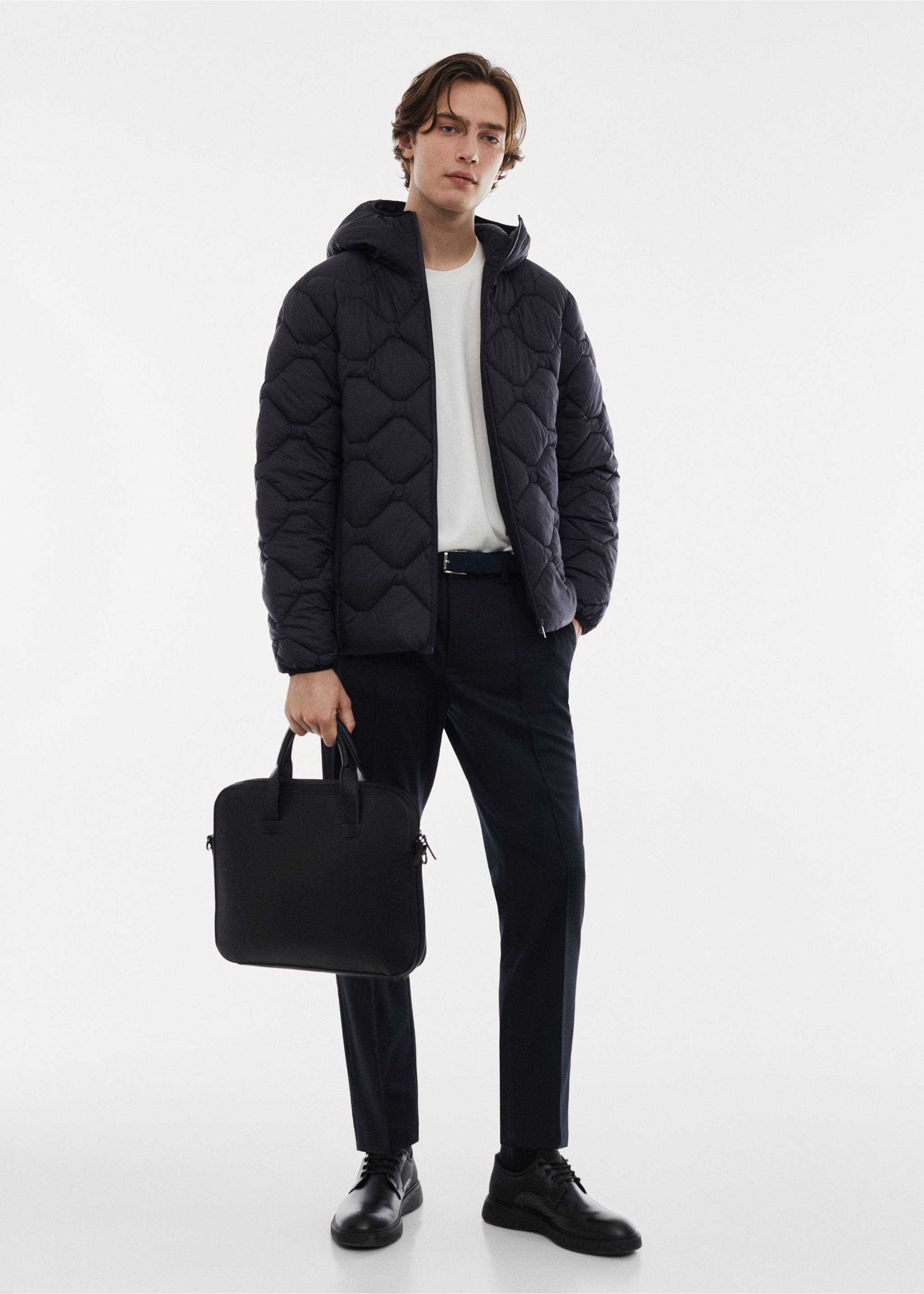 Anorak ultra ligero water repellent - Plano general, Azul marino. Ref: 67060618-00.