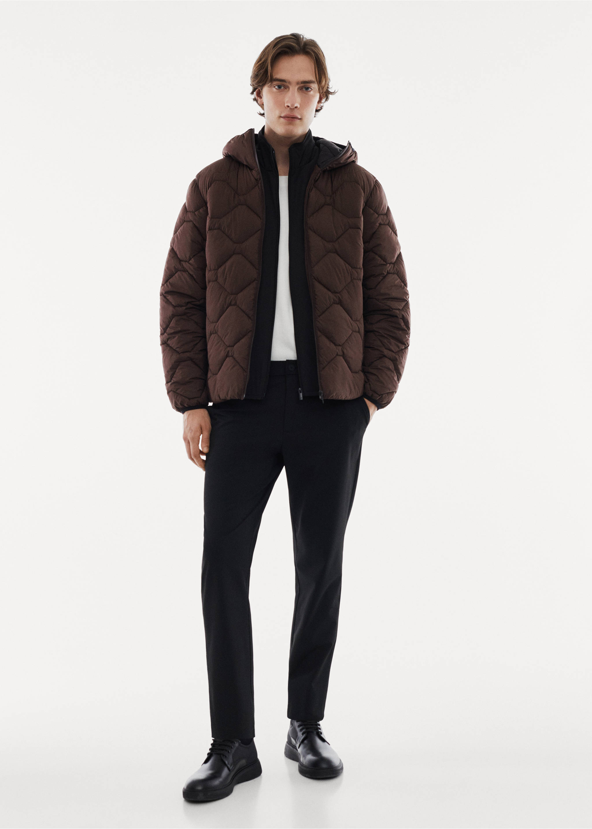 Ultraleichter wasserabweisender Anorak - Allgemeine Ansicht, Bordeaux. Ref: 67060618-00.