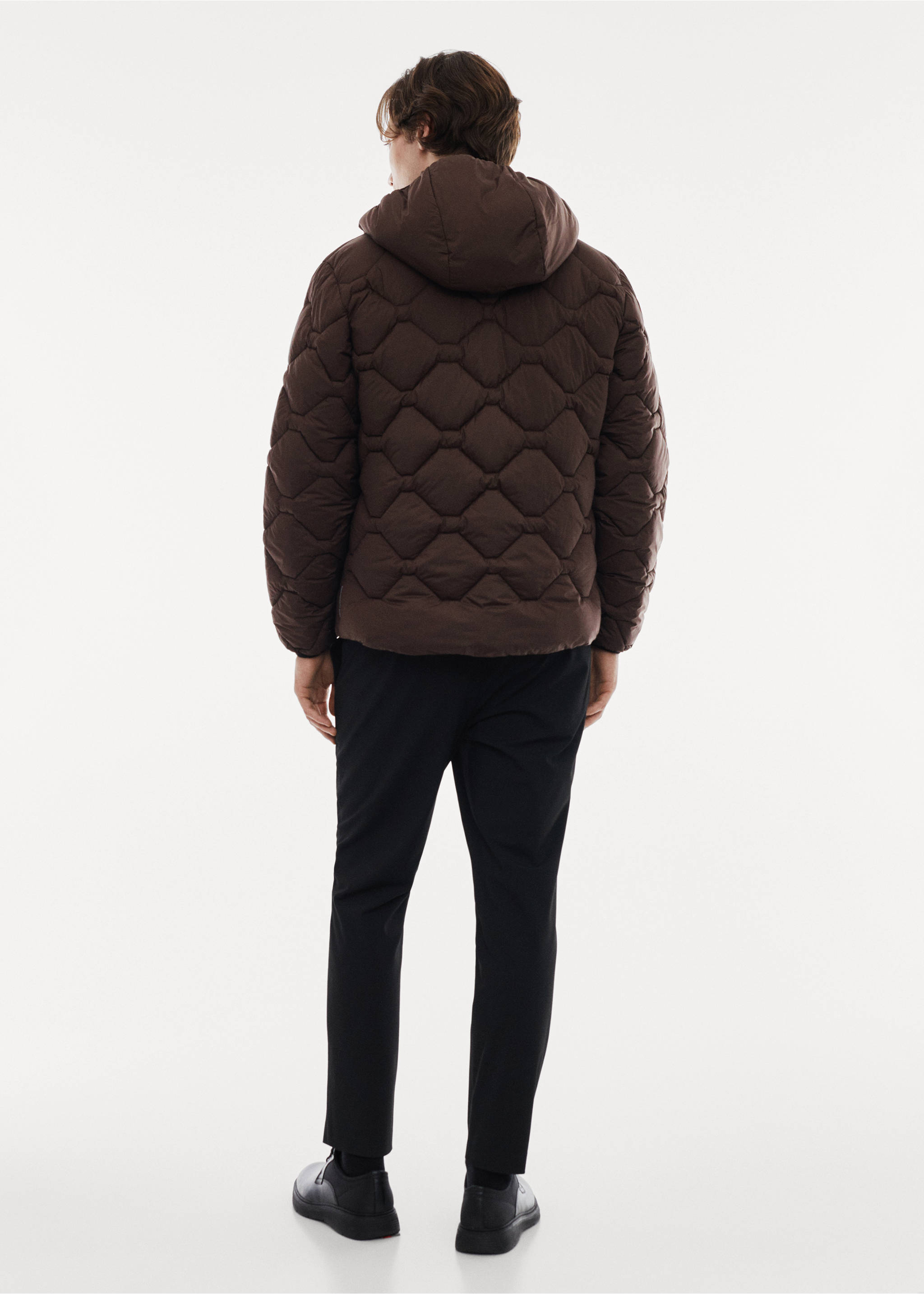 Ultraleichter wasserabweisender Anorak - Rückseite des Artikels, Bordeaux. Ref: 67060618-00.