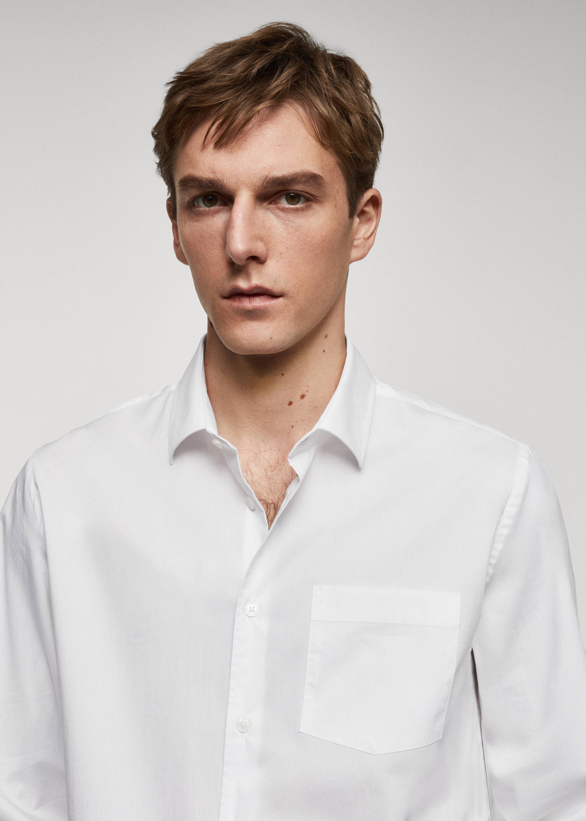 Classic-fit poplin shirt - Details of the article 1