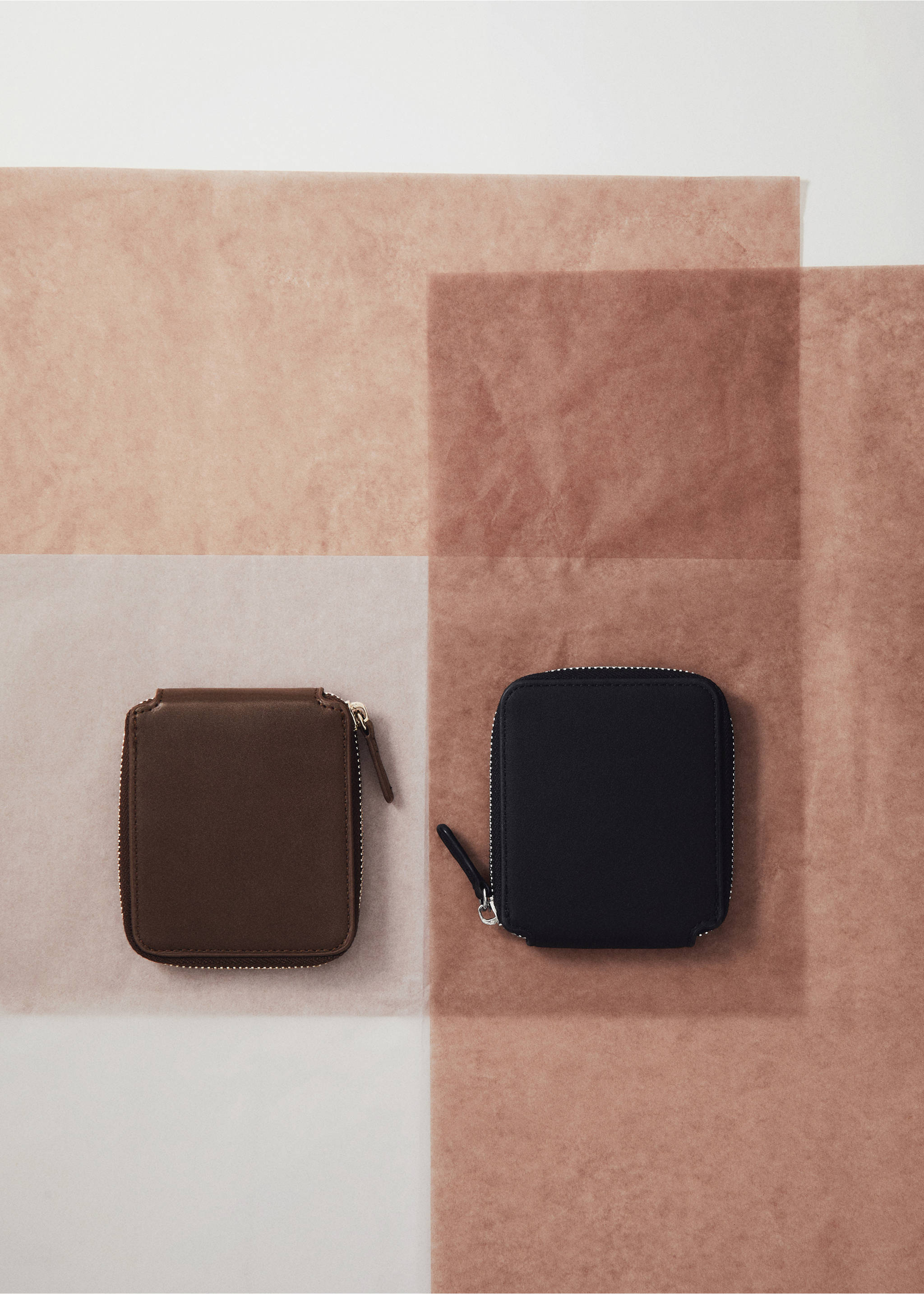 Anti-Contactless Geldbörse-Kartenetui - Detail des Artikels 9, Schokolade. Ref: 67060637-00.