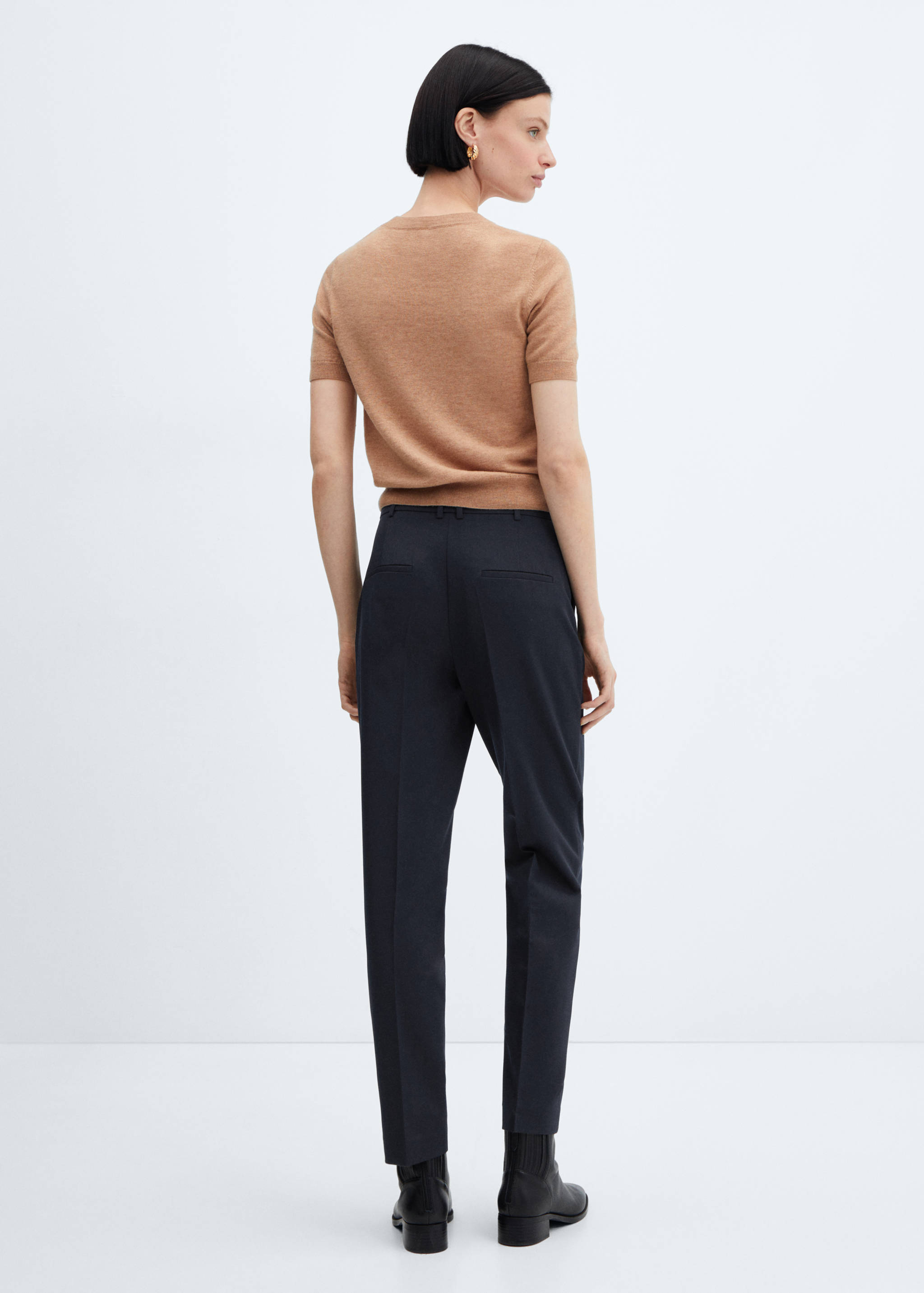 Gerade Anzughose - Rückseite des Artikels