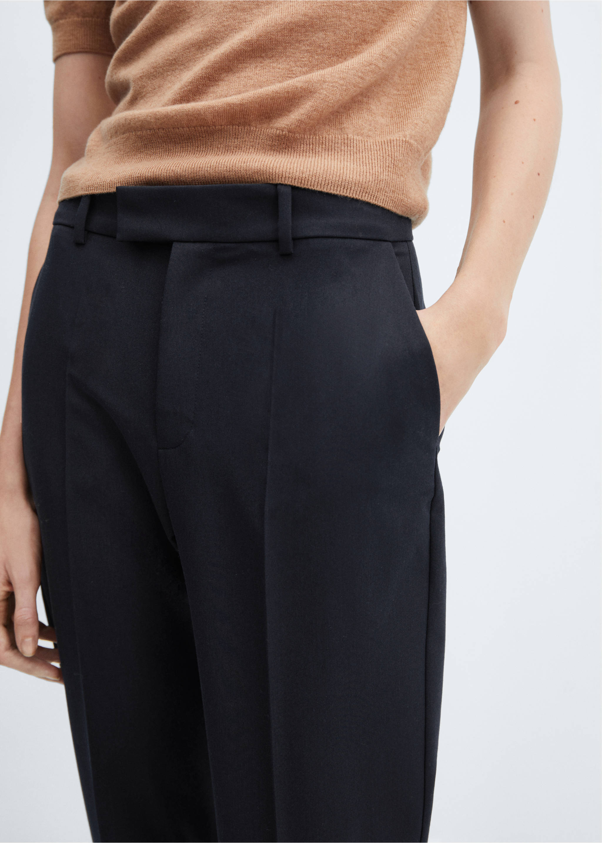 Straight suit trousers - Details of the article 6, Dark Navy. Ref: 67060666-00.