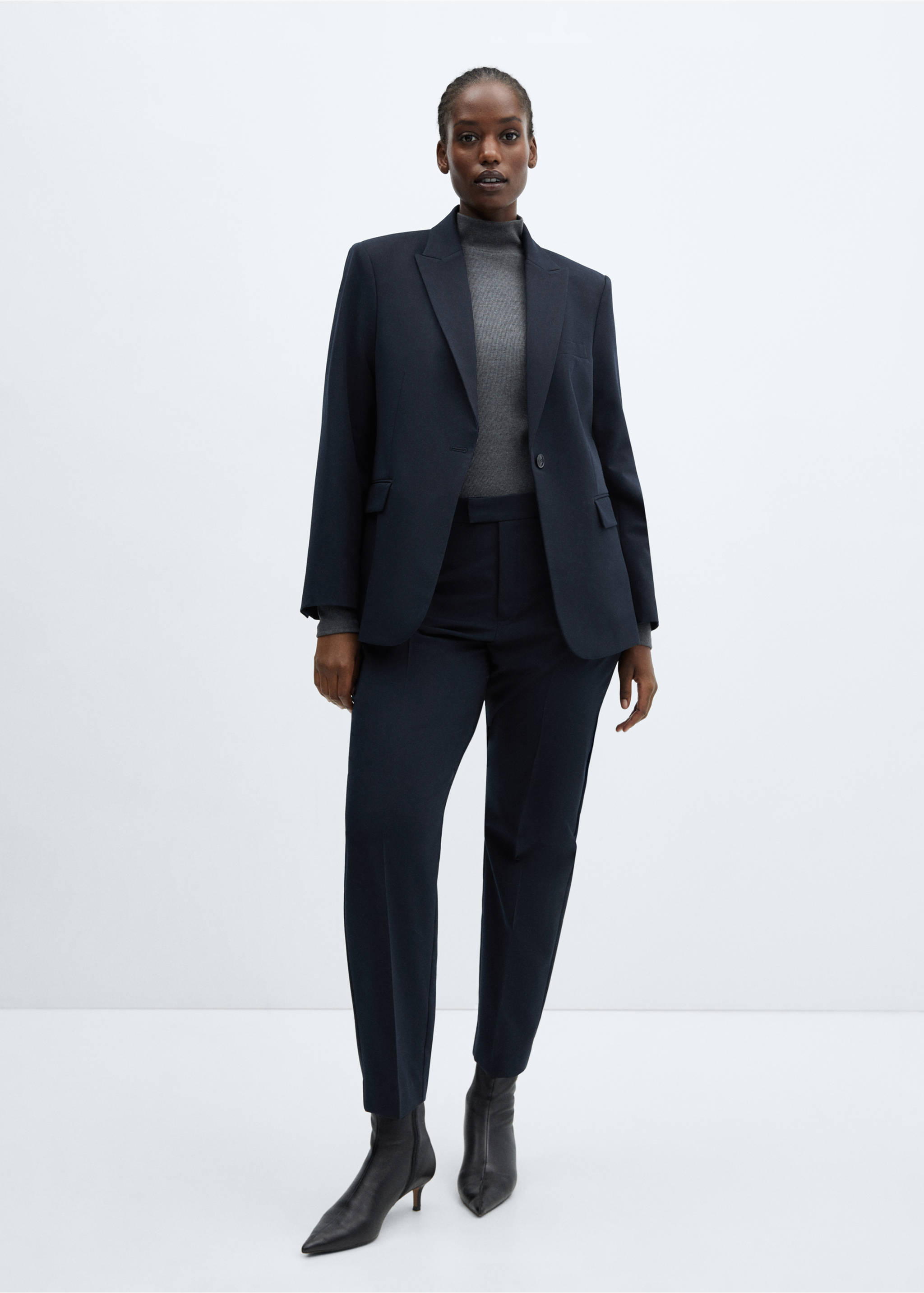 Straight suit trousers - Details of the article 3, Dark Navy. Ref: 67060666-00.