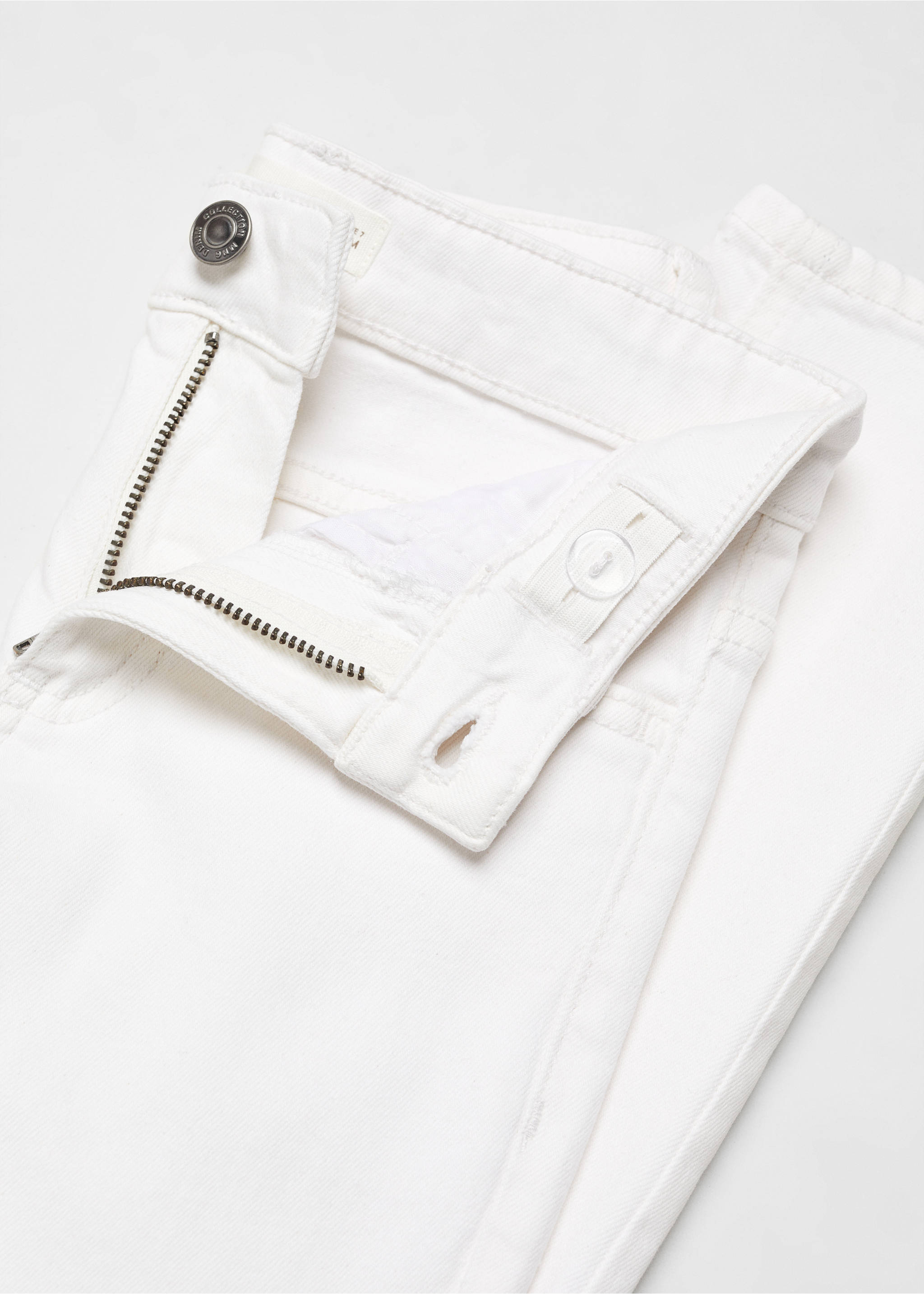 Slim-fit jeans - Details of the article 8, White. Ref: 67061505-00.
