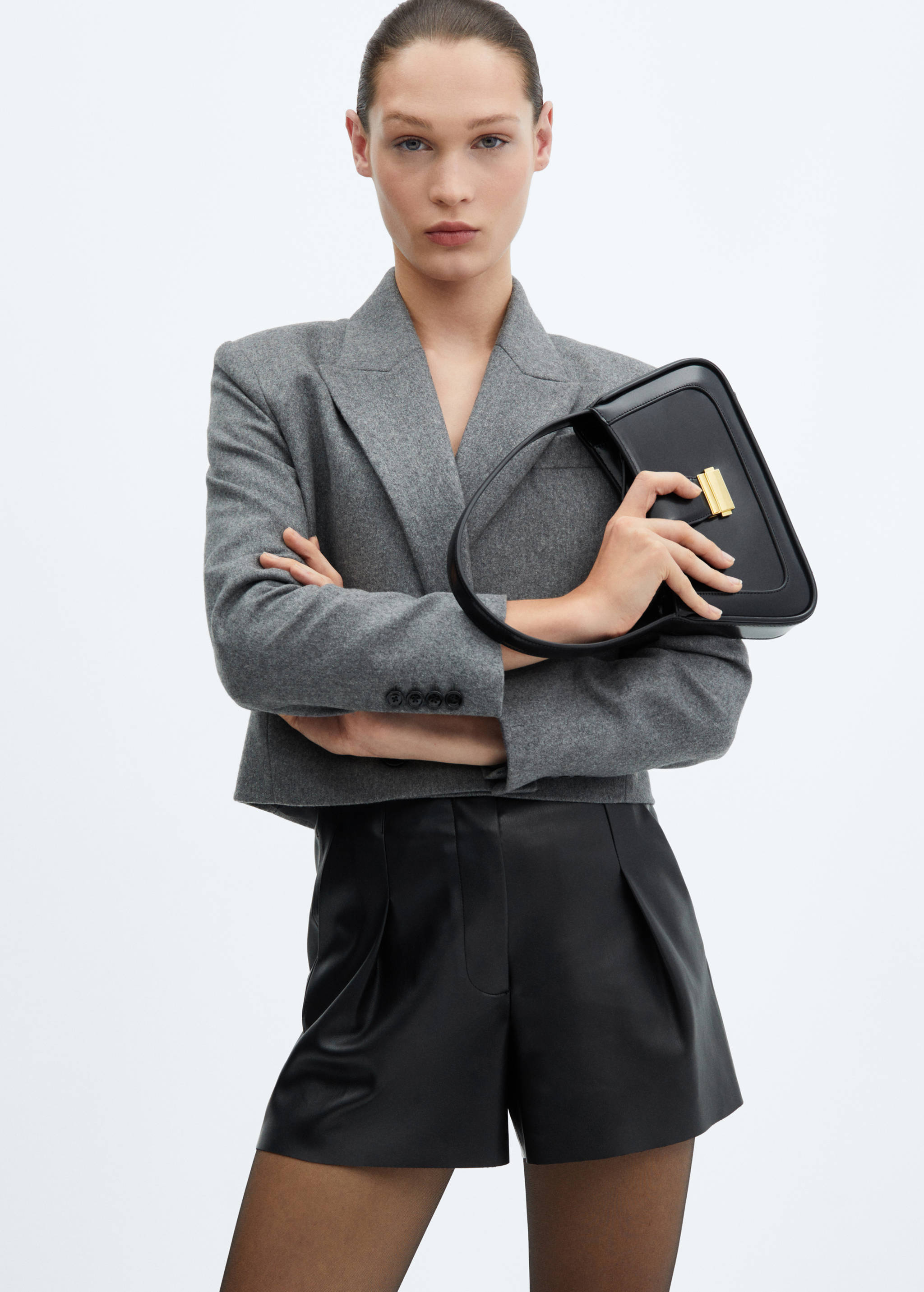Shorts pinces efecte pell - Detall de l'article 2