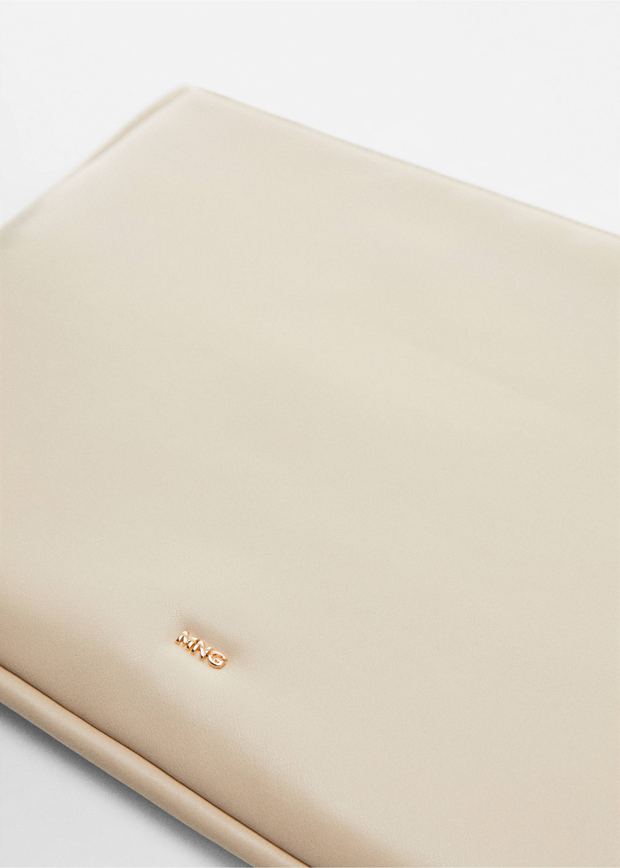 Padded laptop case - Details of the article 1, Off White. Ref: 67062537-00.